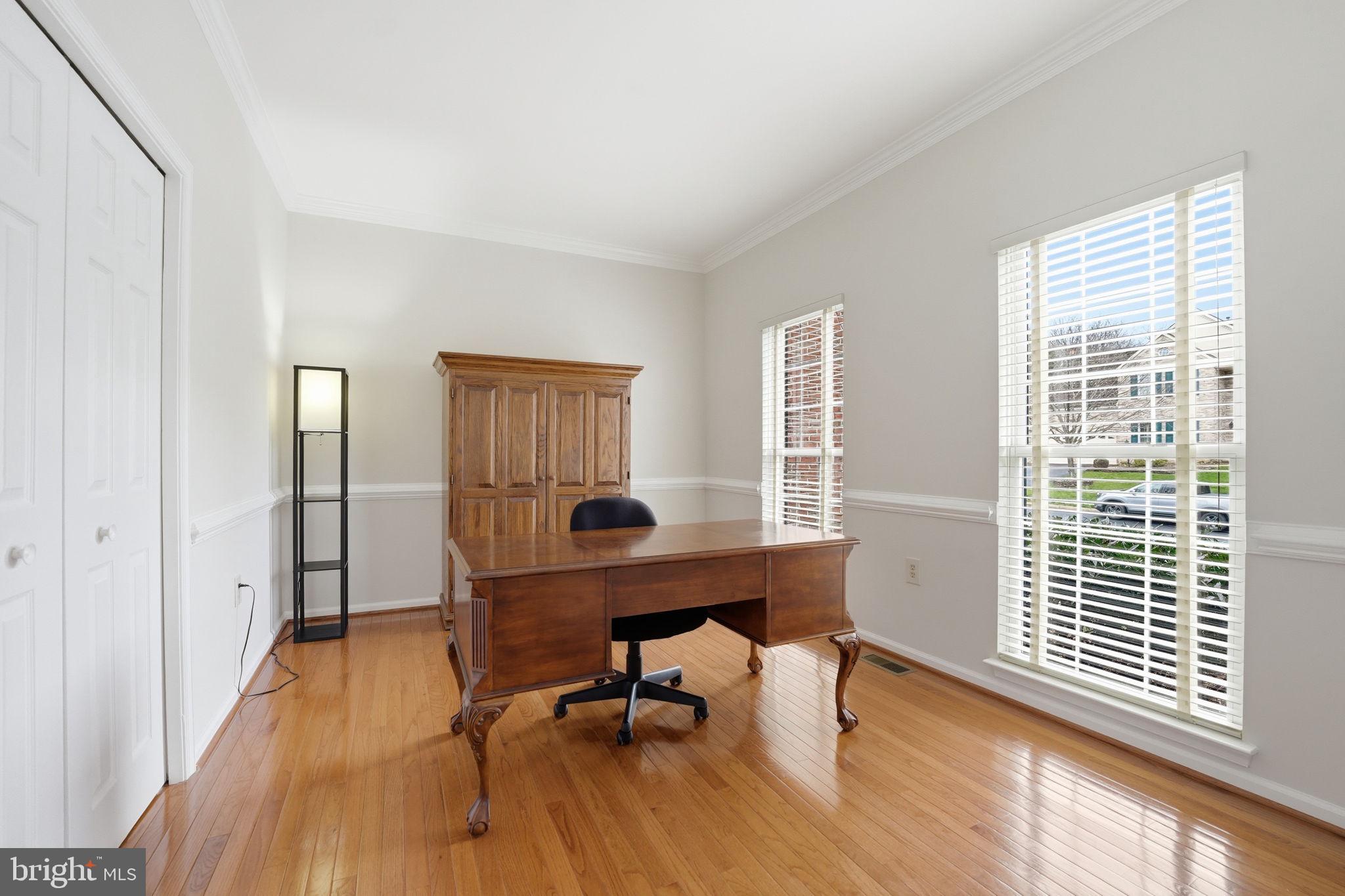 WOODLEA MANOR - Residential