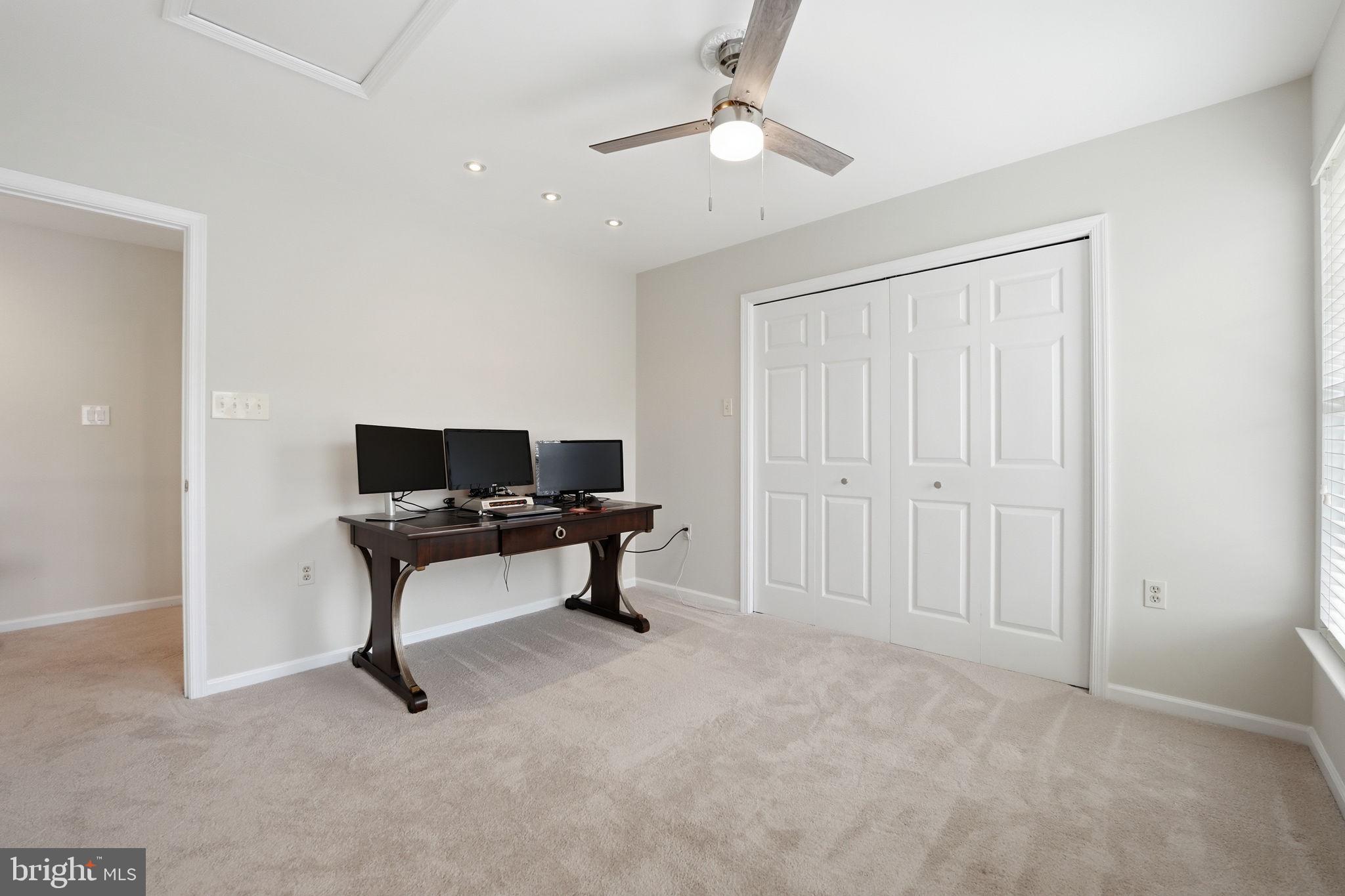 WOODLEA MANOR - Residential