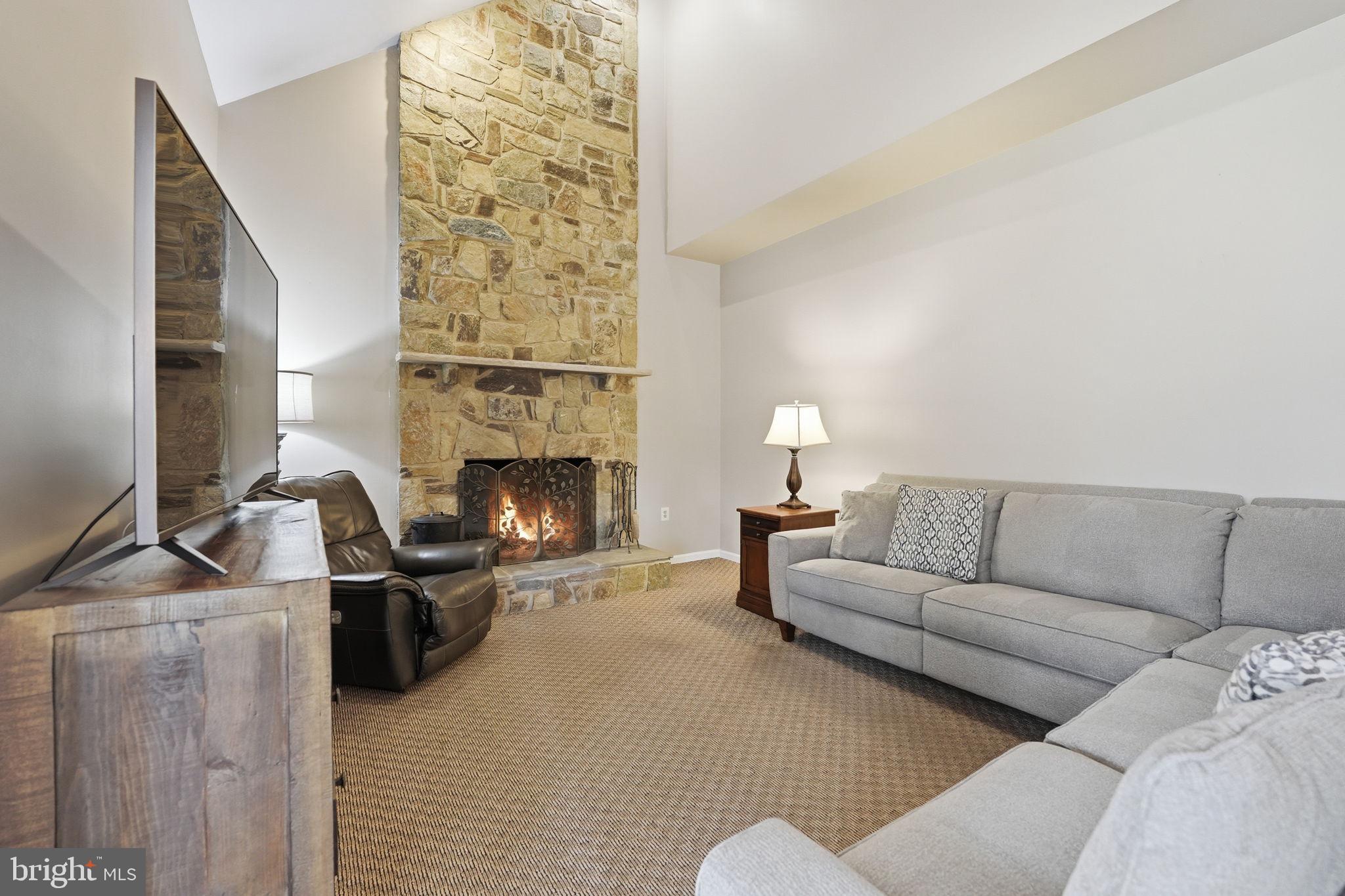 WOODLEA MANOR - Residential