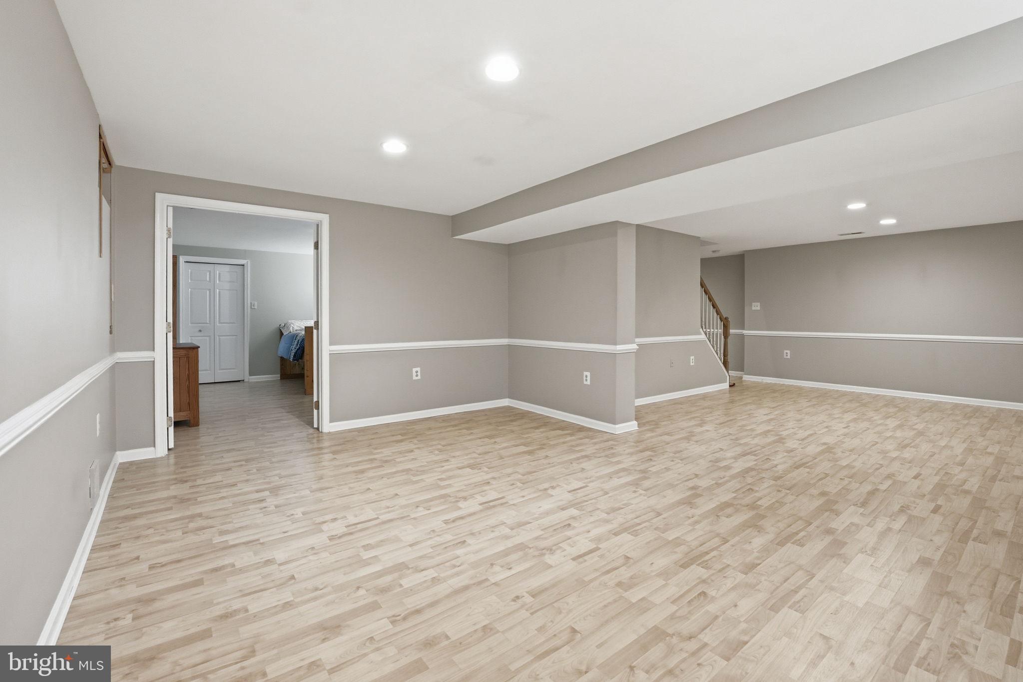 WOODLEA MANOR - Residential