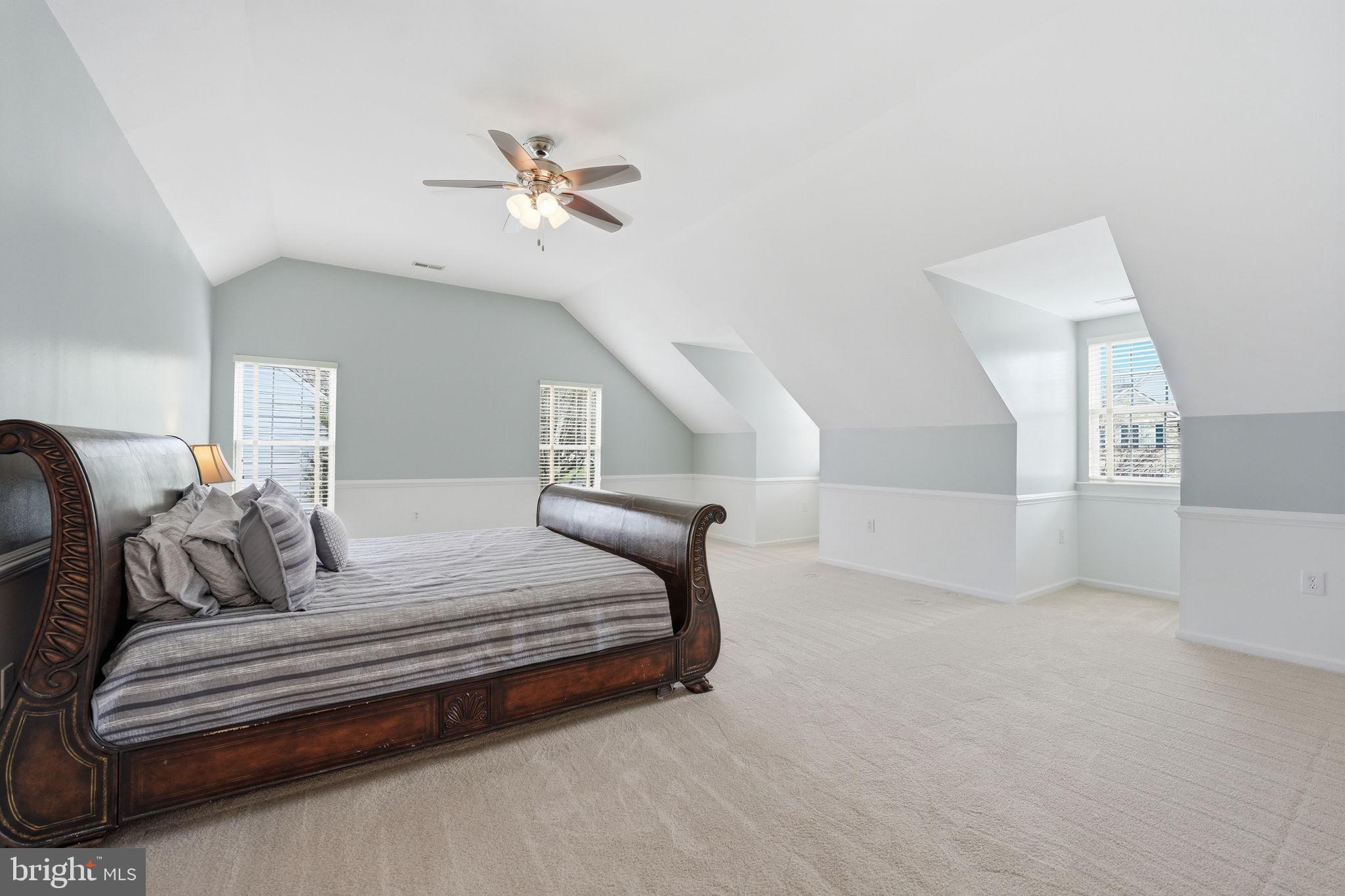 WOODLEA MANOR - Residential