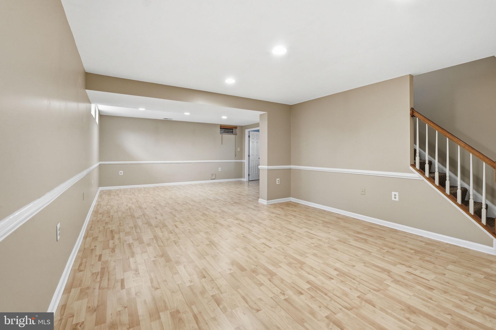 WOODLEA MANOR - Residential