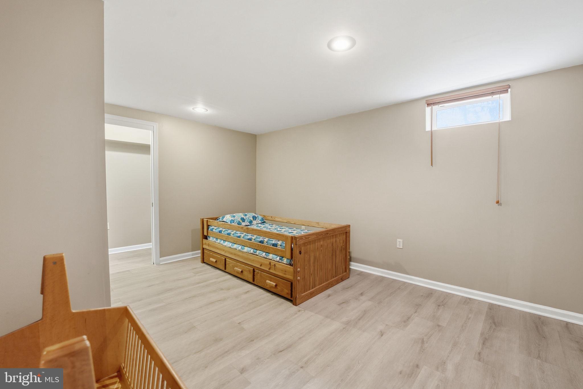 WOODLEA MANOR - Residential