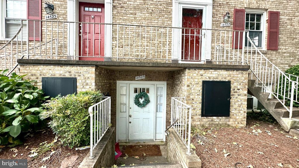 Photo of 14525 Saint Germain Drive, CENTREVILLE, VA 20121 (MLS # VAFX2267486)