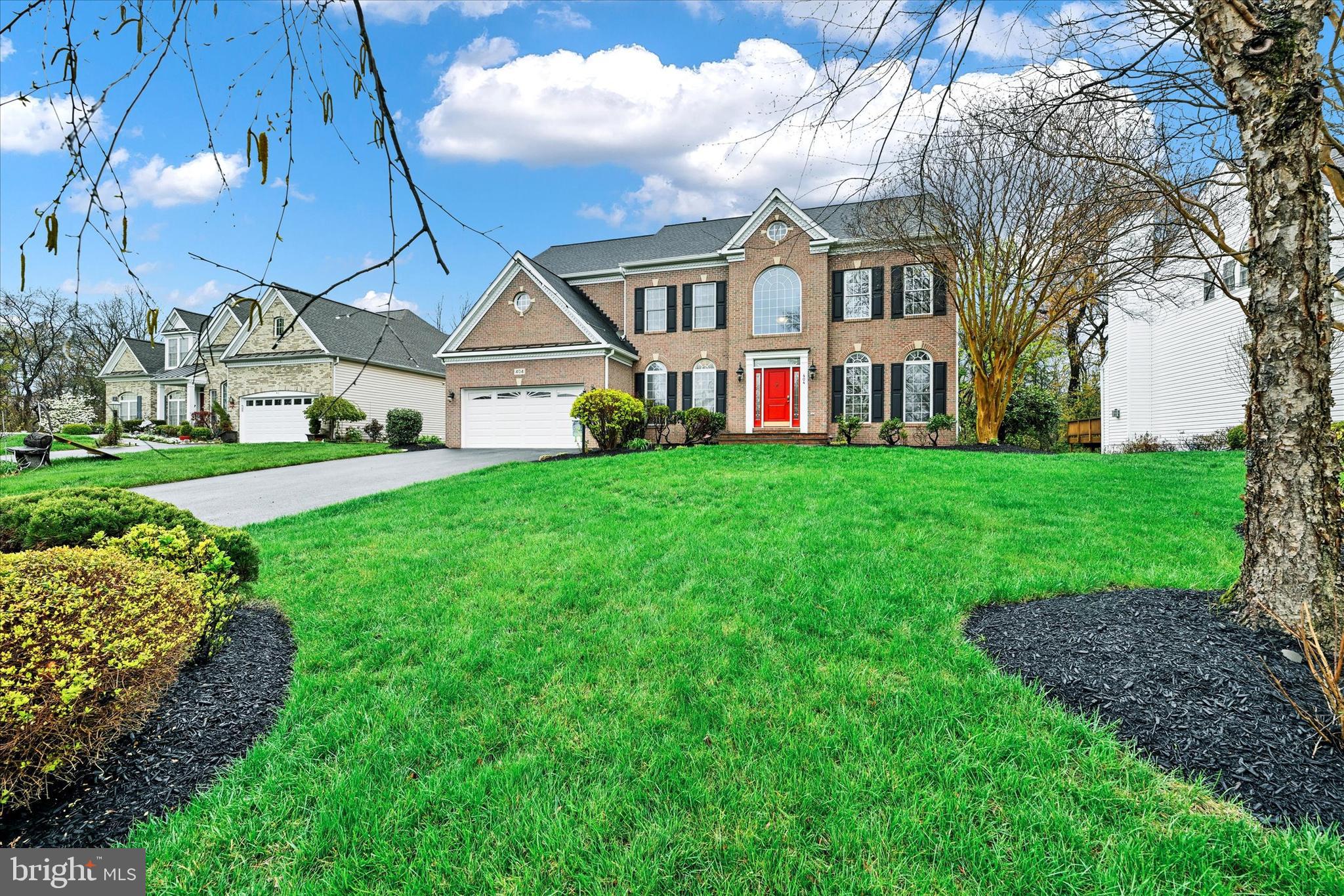 404 PHENITA POINT DRIVE