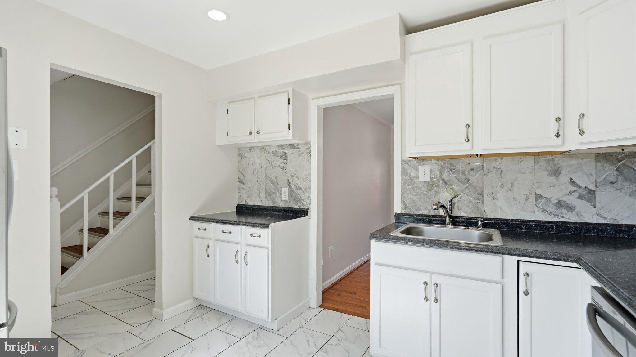 1338 REDBUD COURT
