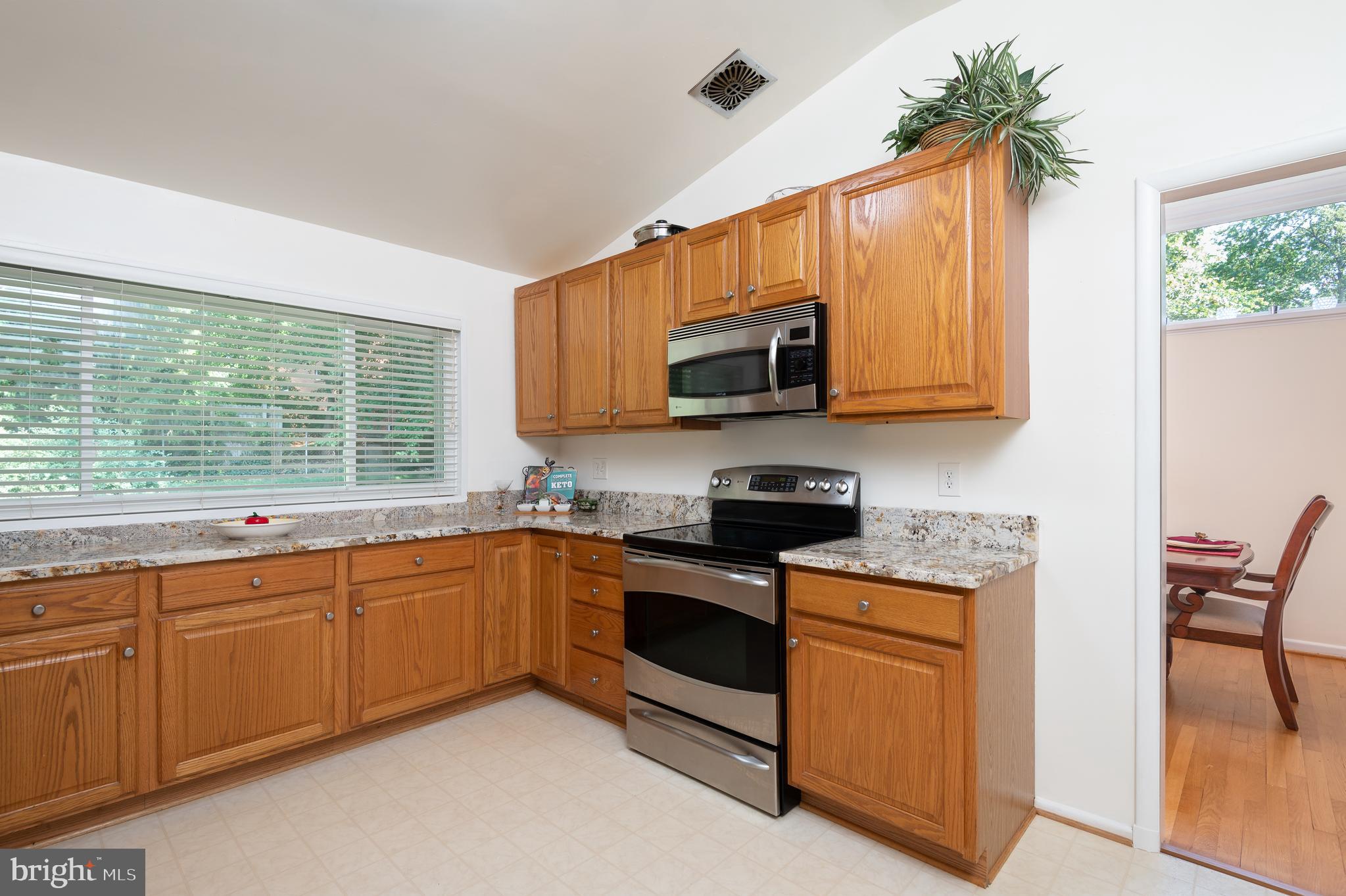 ROSEMONT - Residential Lease