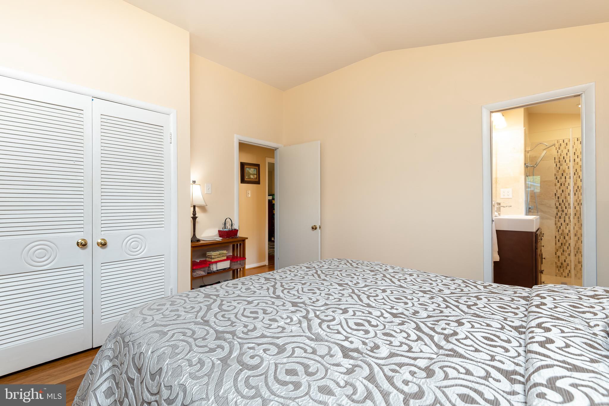 ROSEMONT - Residential Lease