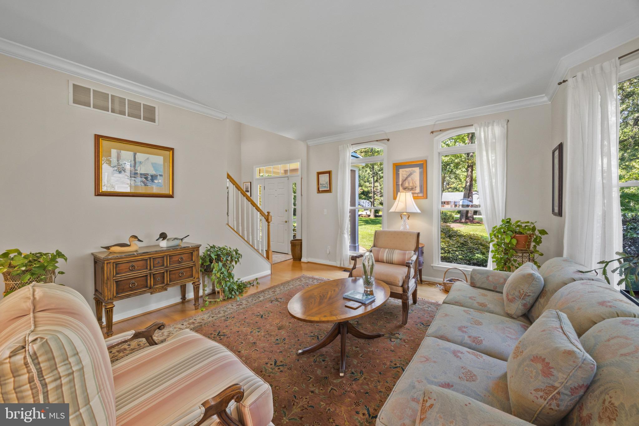 4 PROSPECT BAY DRIVE W