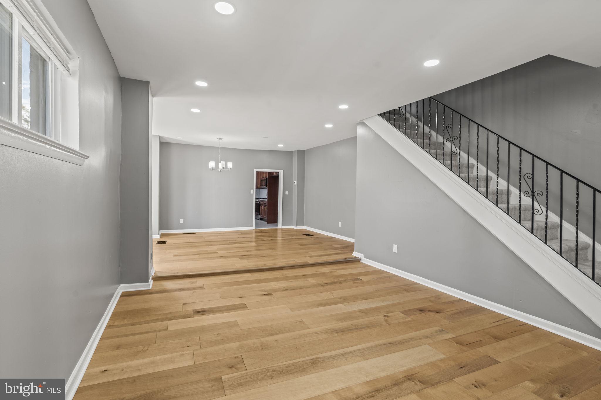 EDGEMONT PARK - Residential