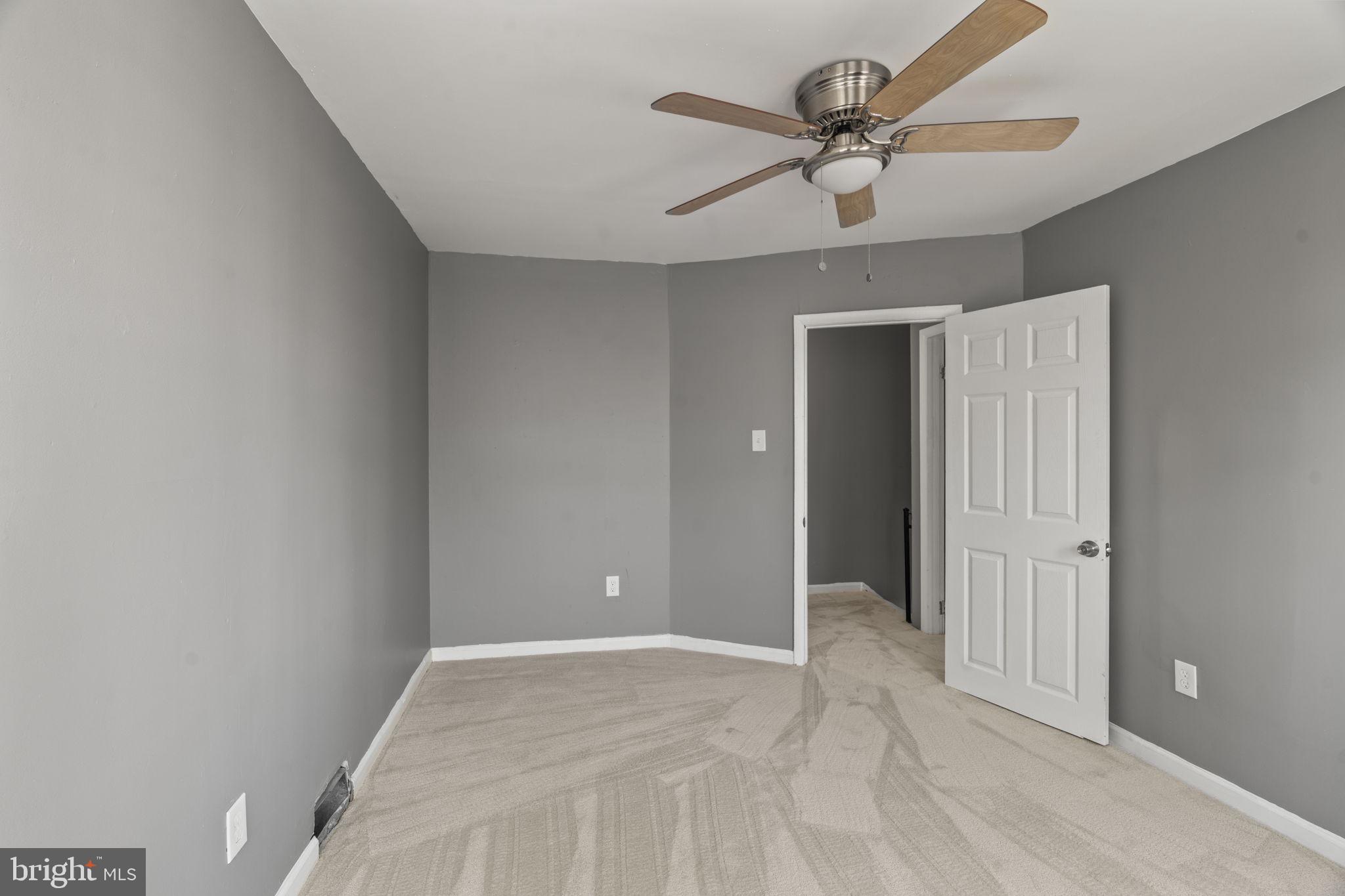 EDGEMONT PARK - Residential