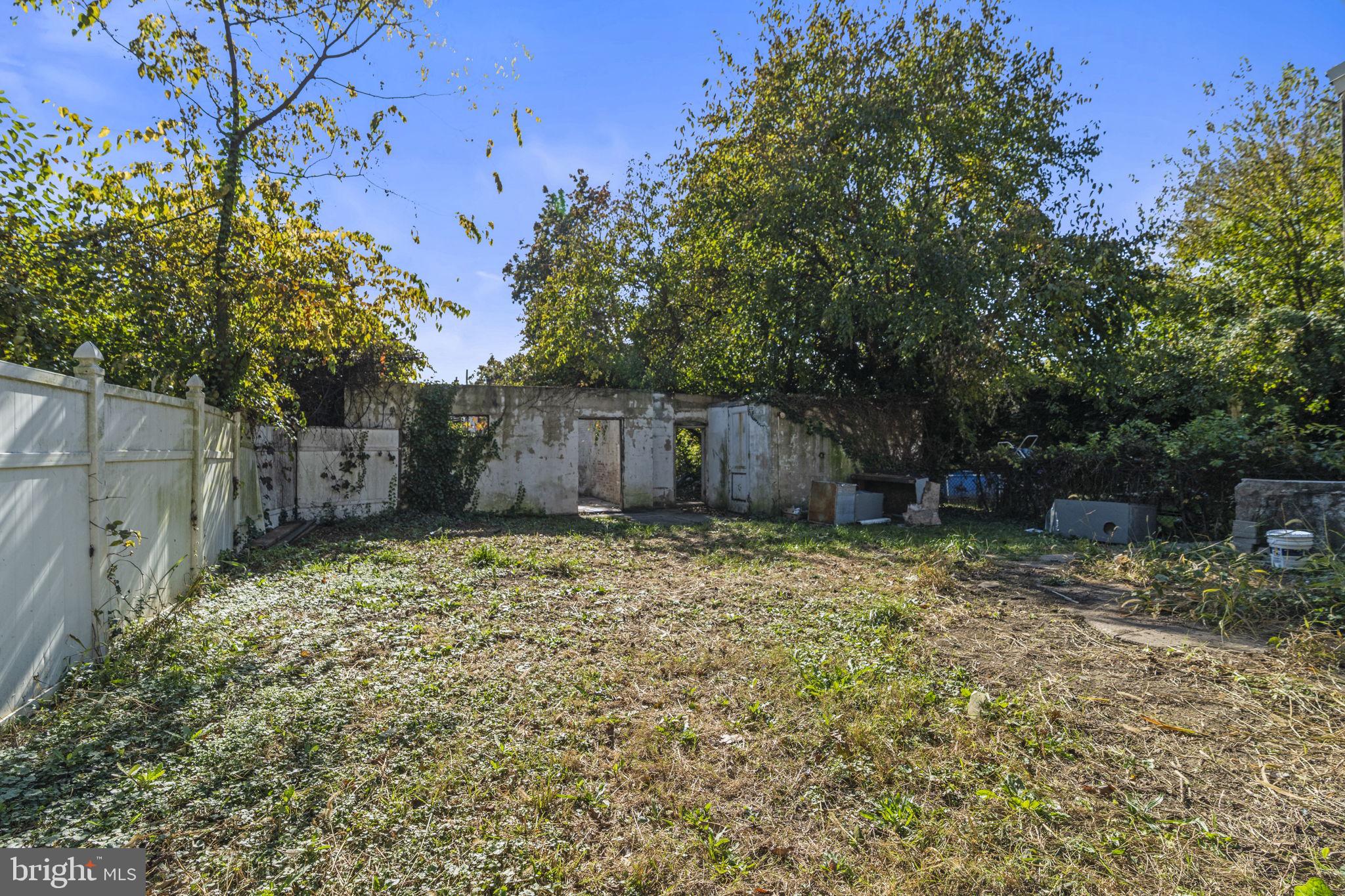 EDGEMONT PARK - Residential