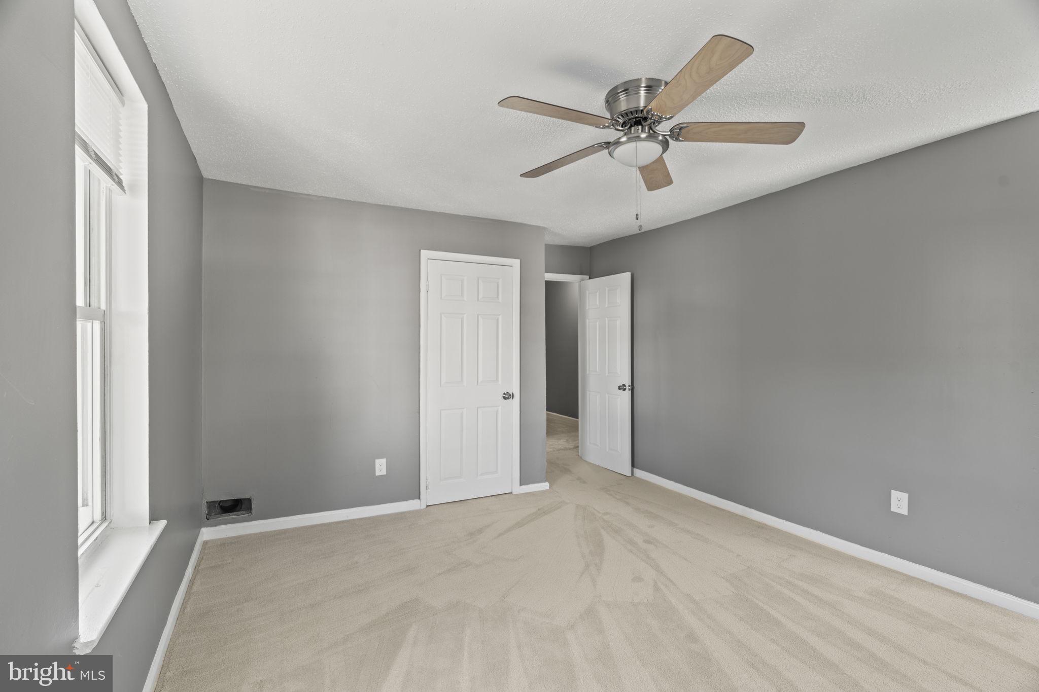 EDGEMONT PARK - Residential