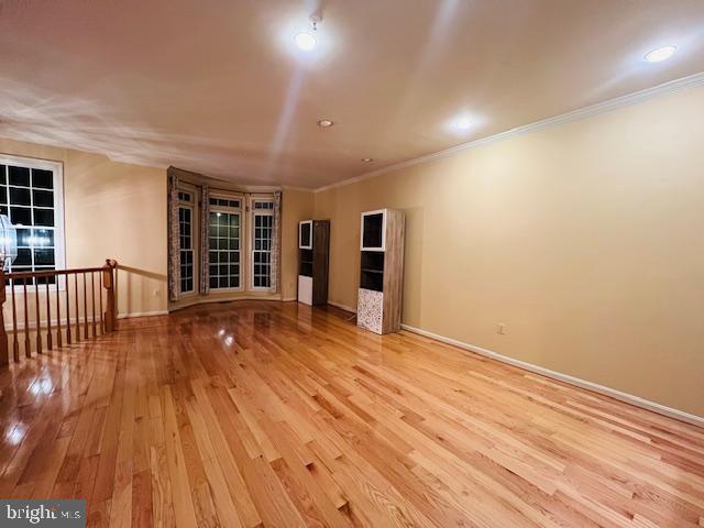 ROSE HILL FALLS - Residential Lease