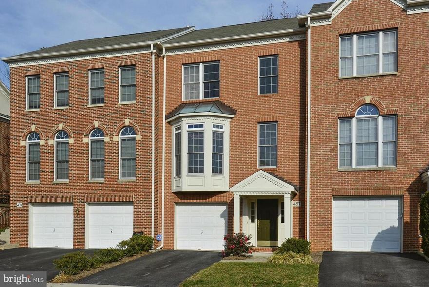 Well maintained and spacious townhouse with 1 car garage back to common area,  9-ft & vaulted ceilings; upgraded lighting; 2-story foyer; formal living room  and  dinning room w/ 3-way gas fire place; remodeled cherry kitchen w/ granite countertops, upgraded stainless appliances & cooktop island; glorious sunroom off kitchen all w/ hardwood floors; master bedroom w/cathedral ceiling, sitting room, two walking in closets; luxury master bathroom w/ Jacuzzi tub & separate shower; lower level has den and a full bathroom. Enjoy and abundance of walking & bike paths, ,tot lots, a private tennis court, and basketball court. Conveniently located close to commuter routes, the metro, shopping and more!  Be part of the vibrant Rockville Town Center featuring shopping, fine restaurants, sidewalk cafes, the Rockville Regional Library, Regal Cinemas, and other entertainment and cultural facilities.  Less than a mile from the Rockville Metro (Red Line) for those looking to commute via mass transit. Income at least 3 times of rent with credit score over 700 is required with pet case by case. Available to move in end of Sep, 2025.