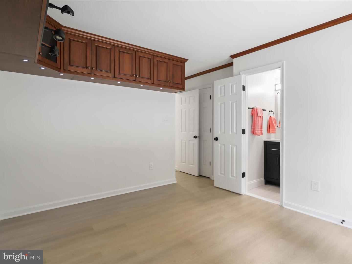 1802 9TH STREET H S