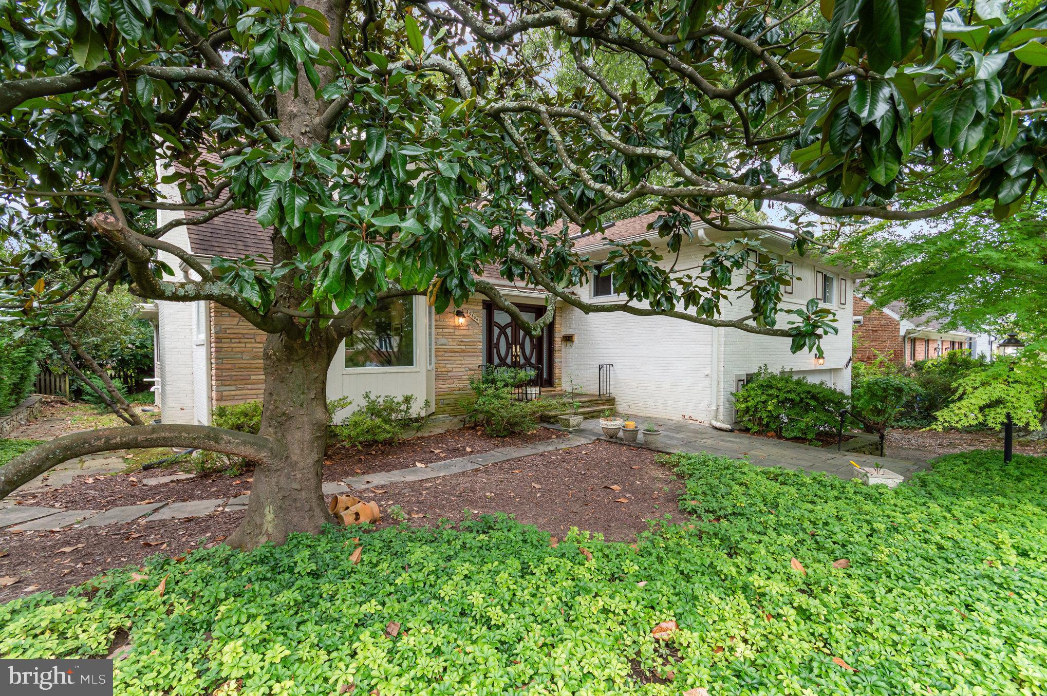 WHITEHALL MANOR - Residential Lease