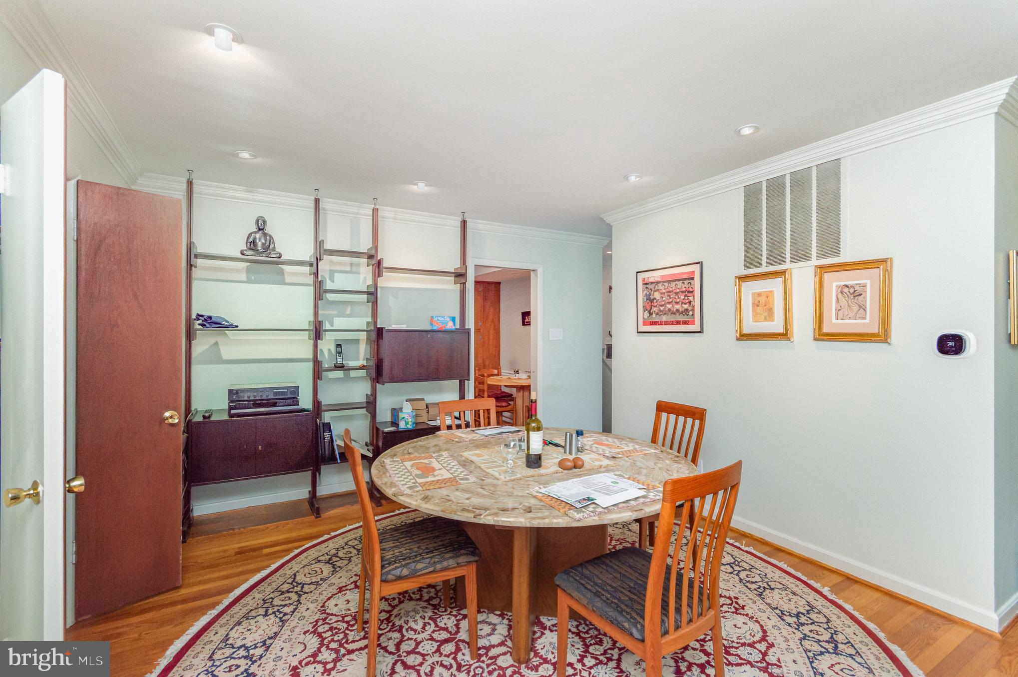 WHITEHALL MANOR - Residential Lease