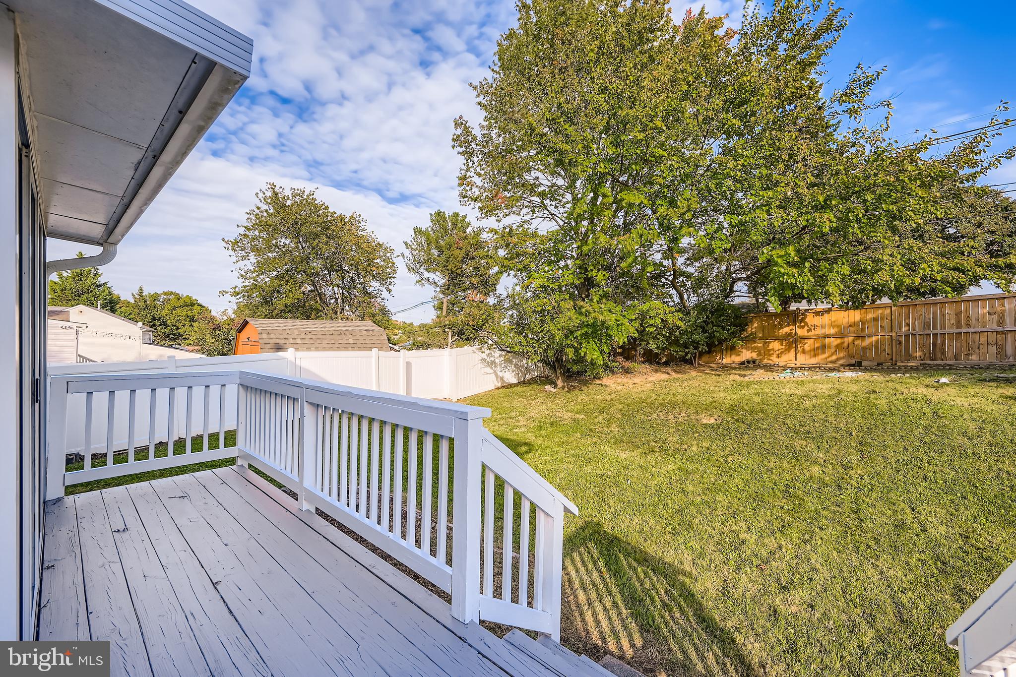 GOLDENWOOD - Residential