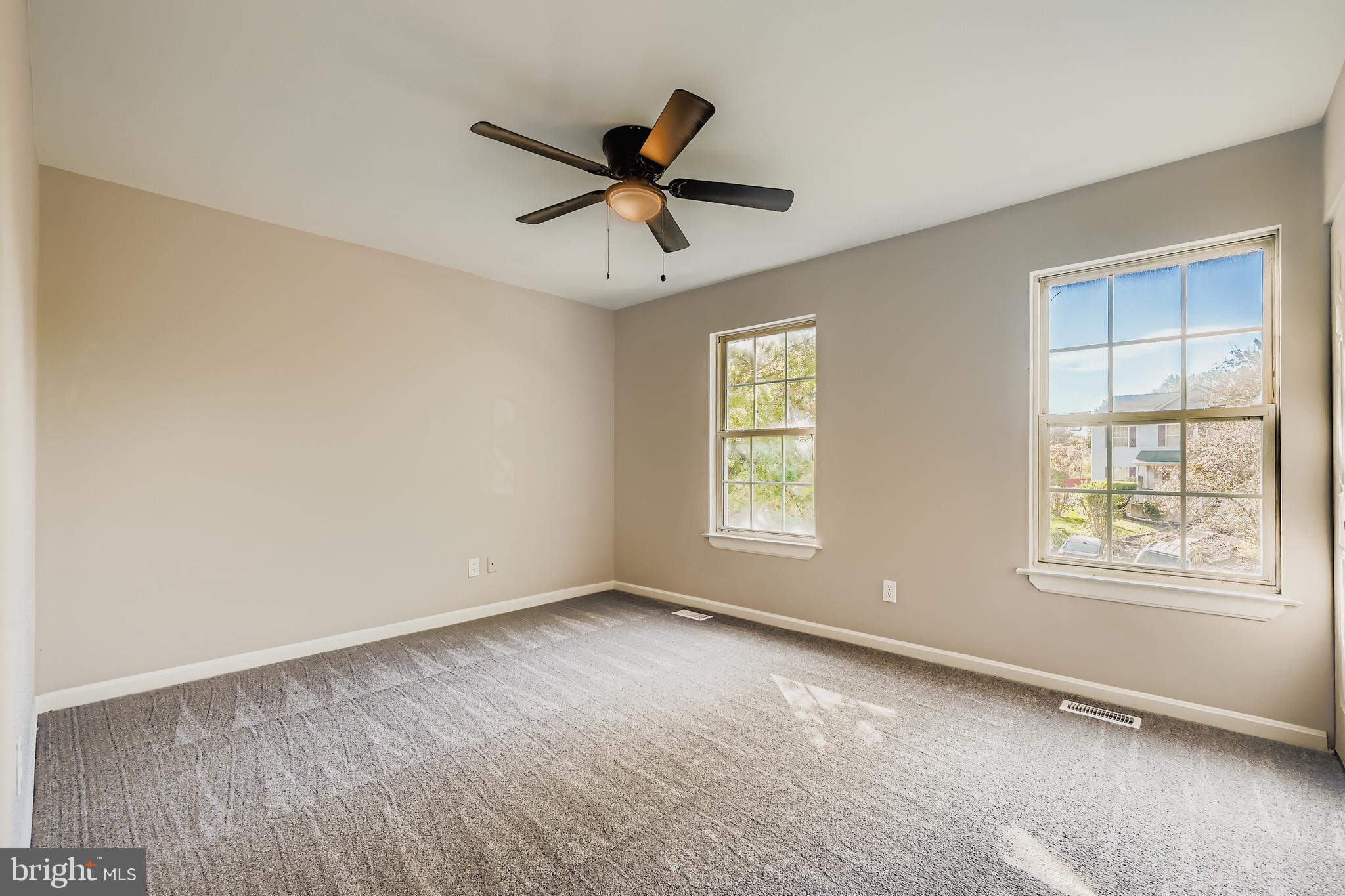 GOLDENWOOD - Residential