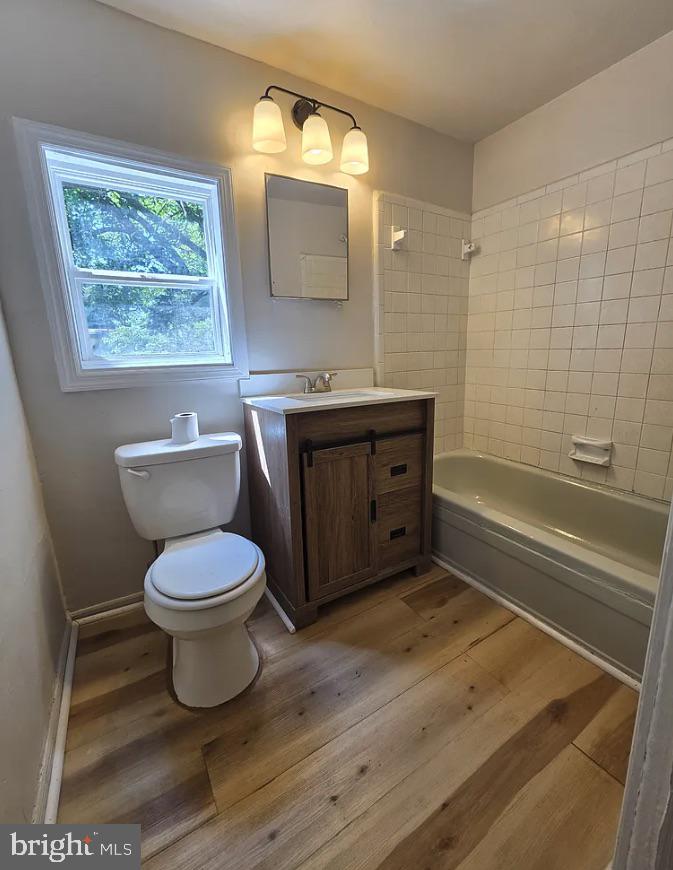 310 S 4TH STREET 312 310