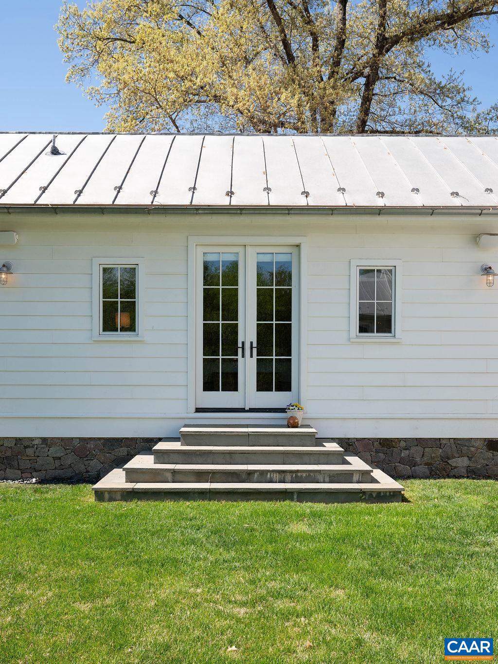 MOUNTAIN HARVEST FARMS - Residential