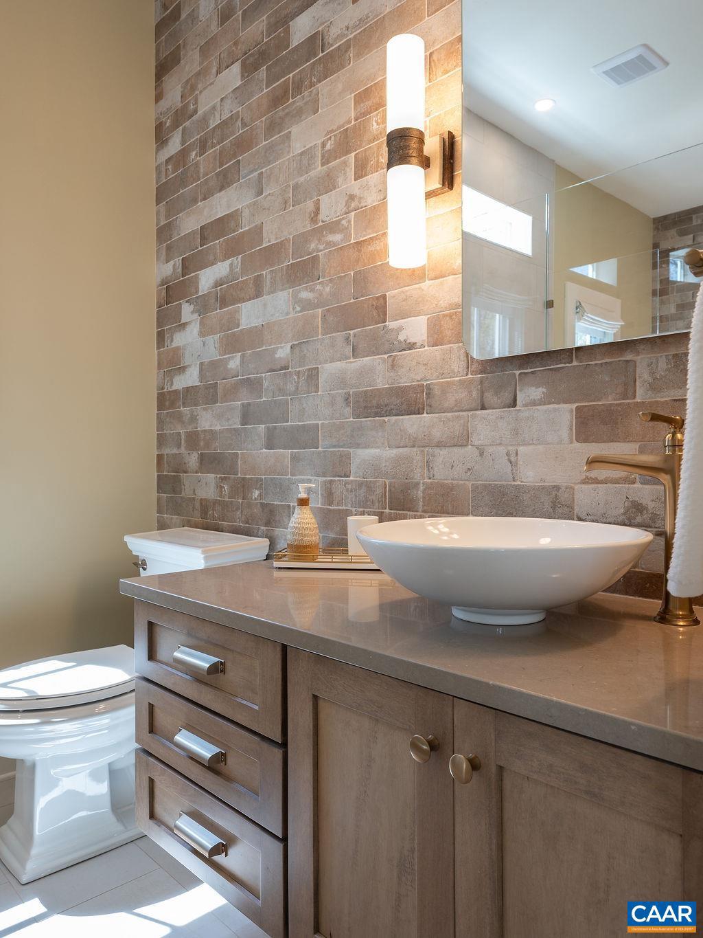 MOUNTAIN HARVEST FARMS - Residential