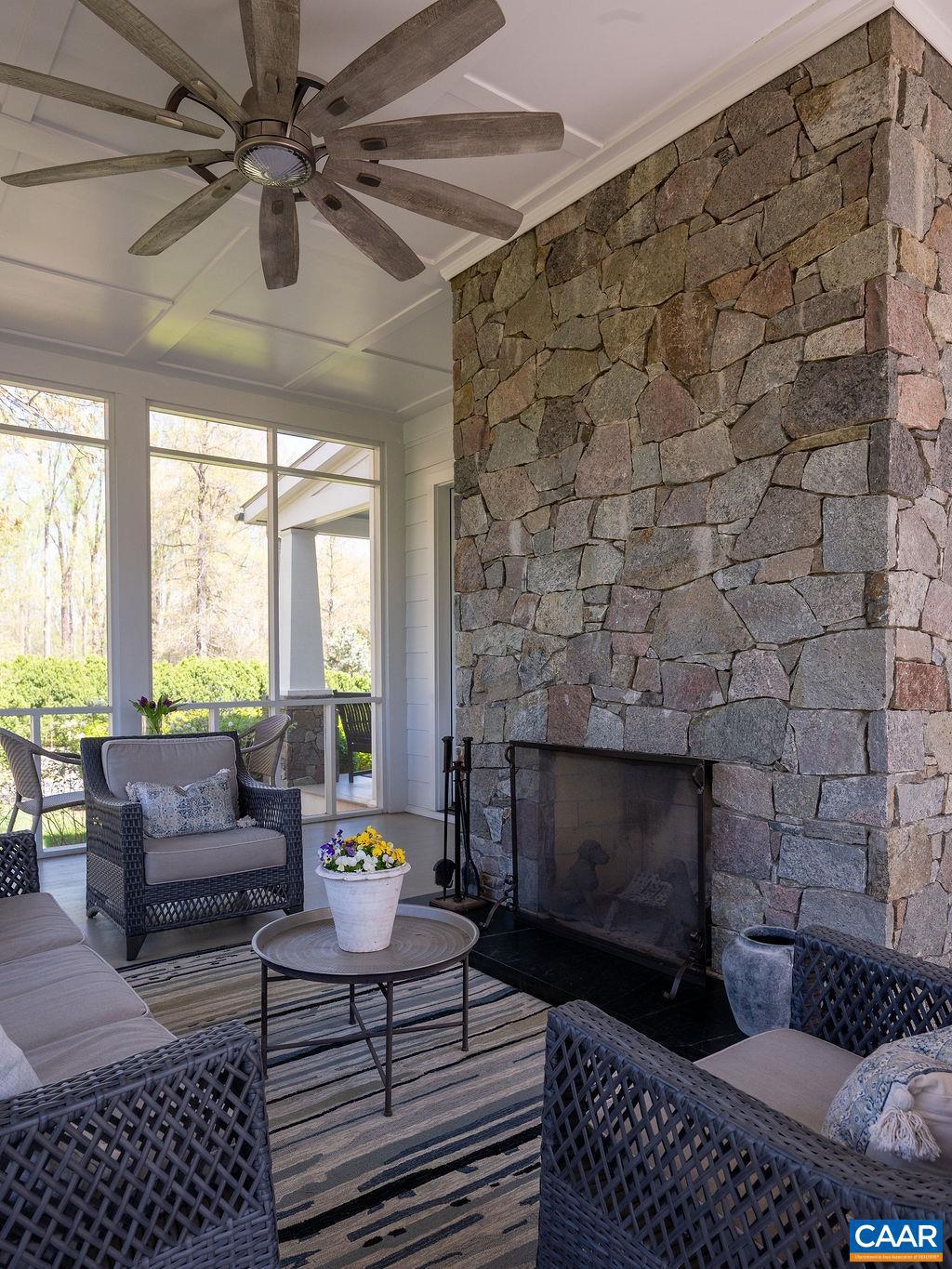 MOUNTAIN HARVEST FARMS - Residential