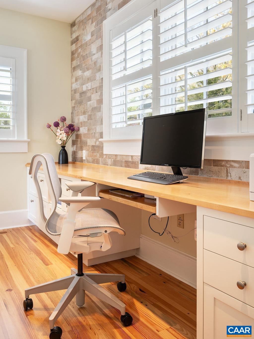 MOUNTAIN HARVEST FARMS - Residential