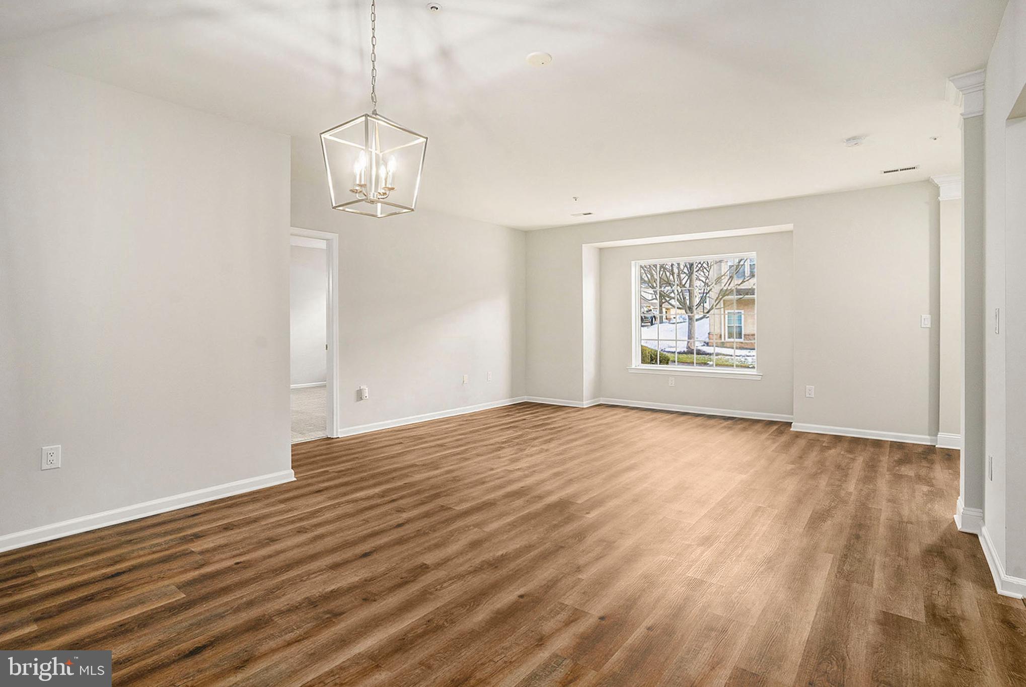 STUARTS KEEP - Residential