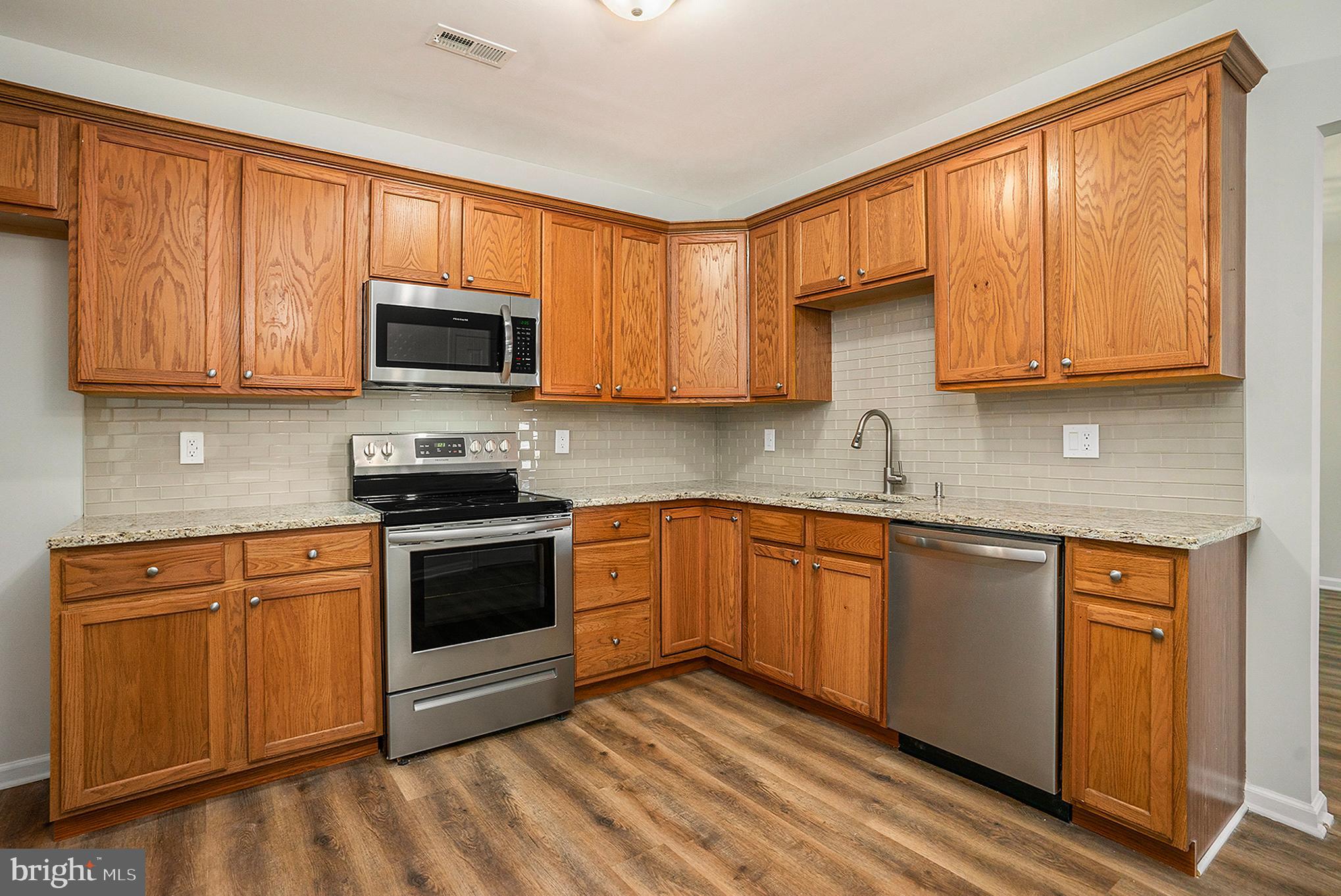 STUARTS KEEP - Residential