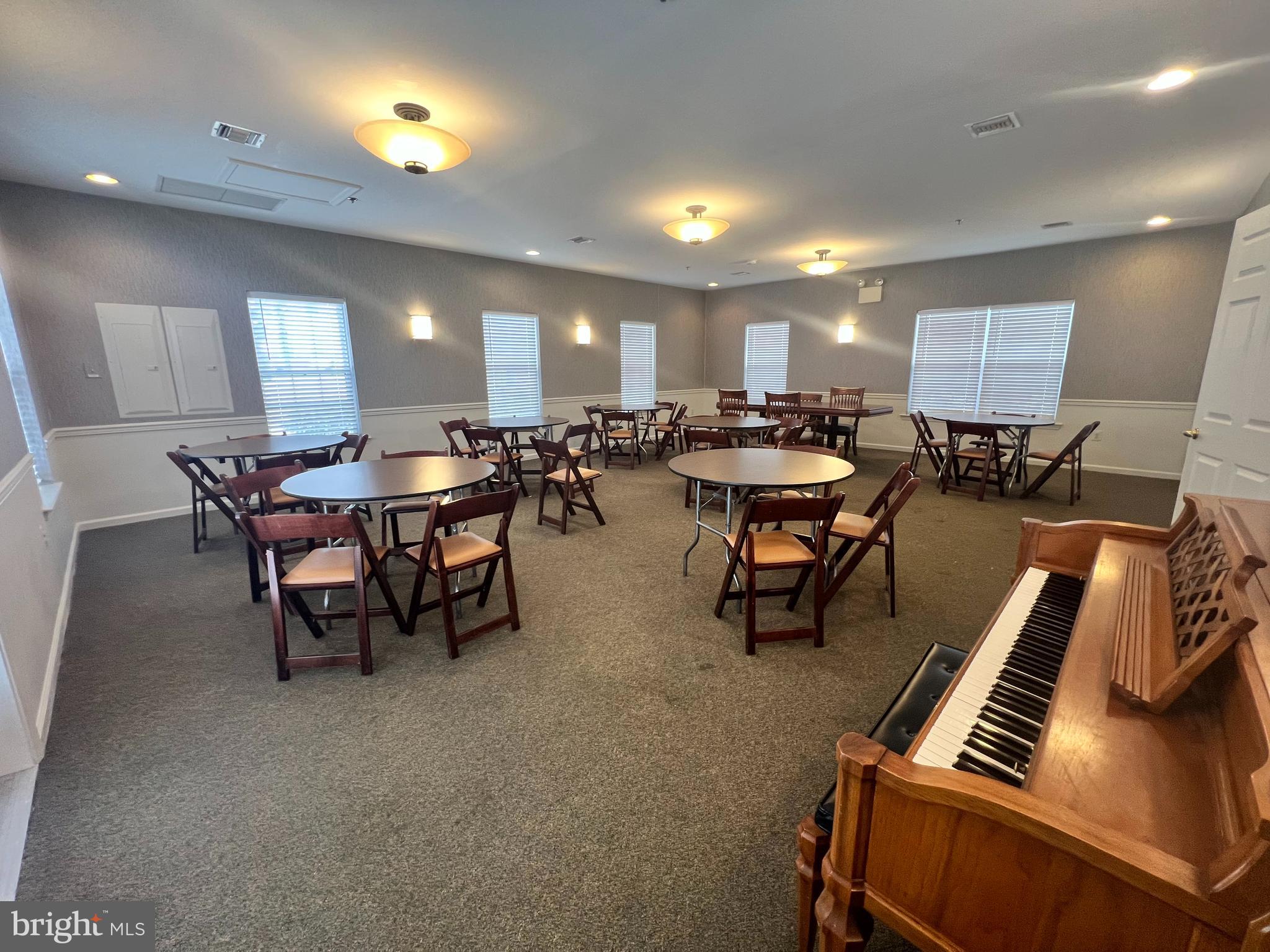 STUARTS KEEP - Residential