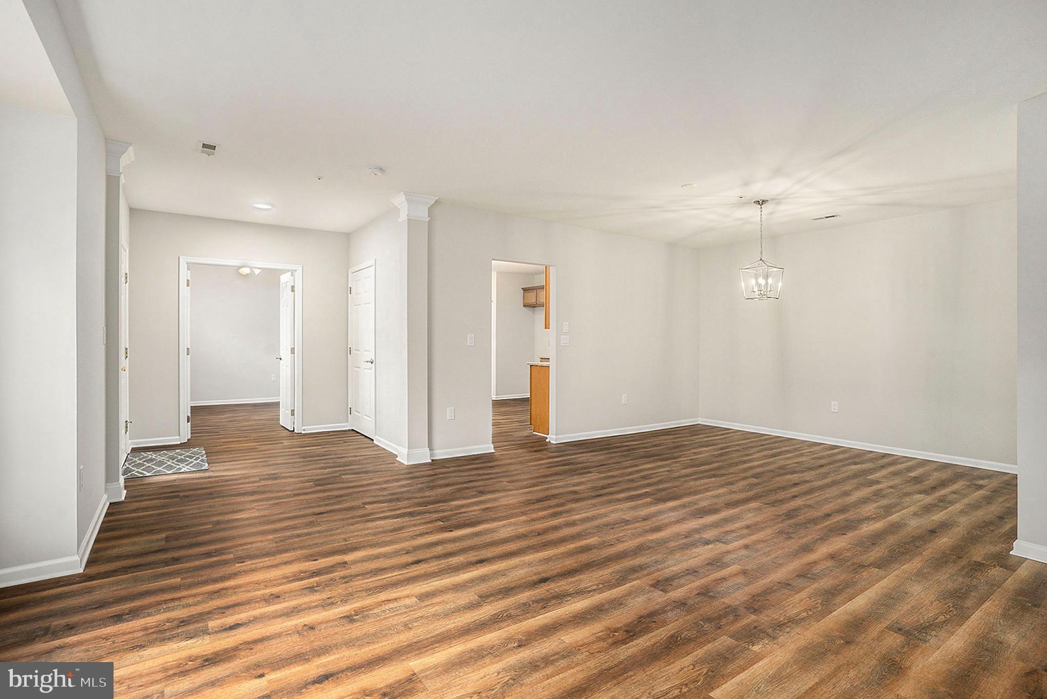 STUARTS KEEP - Residential