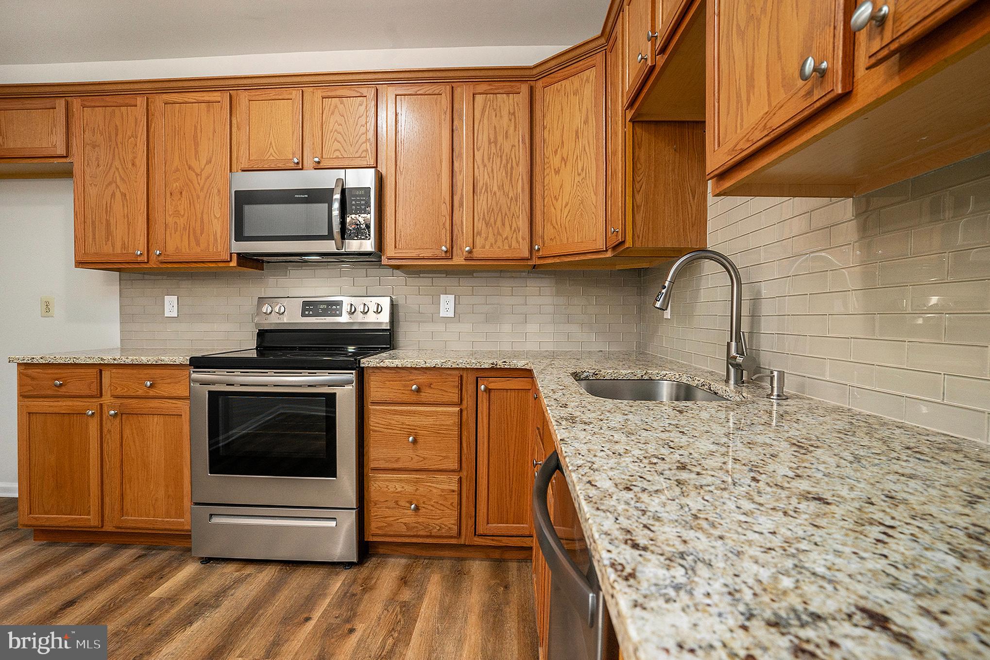 STUARTS KEEP - Residential