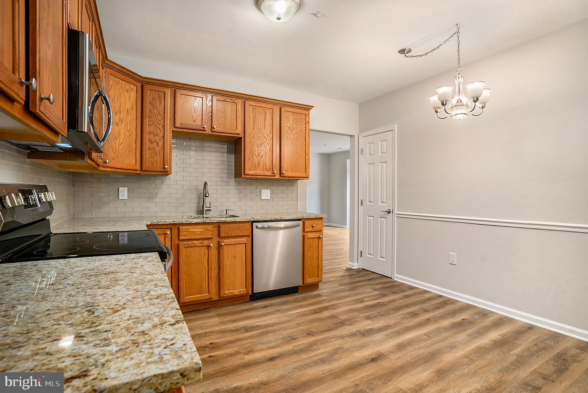 STUARTS KEEP - Residential