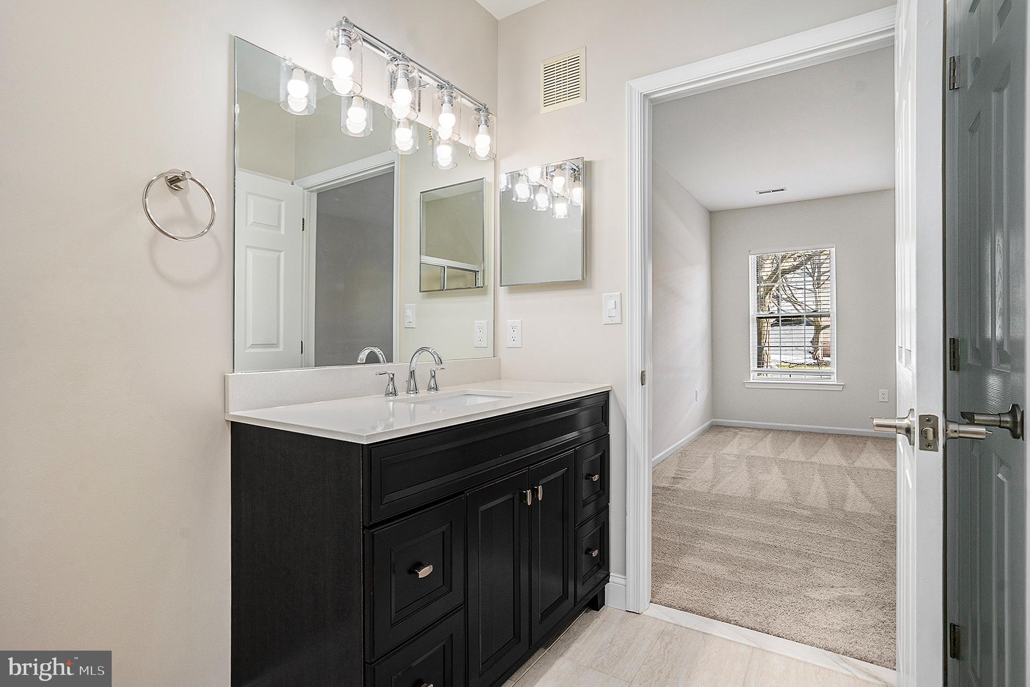 STUARTS KEEP - Residential