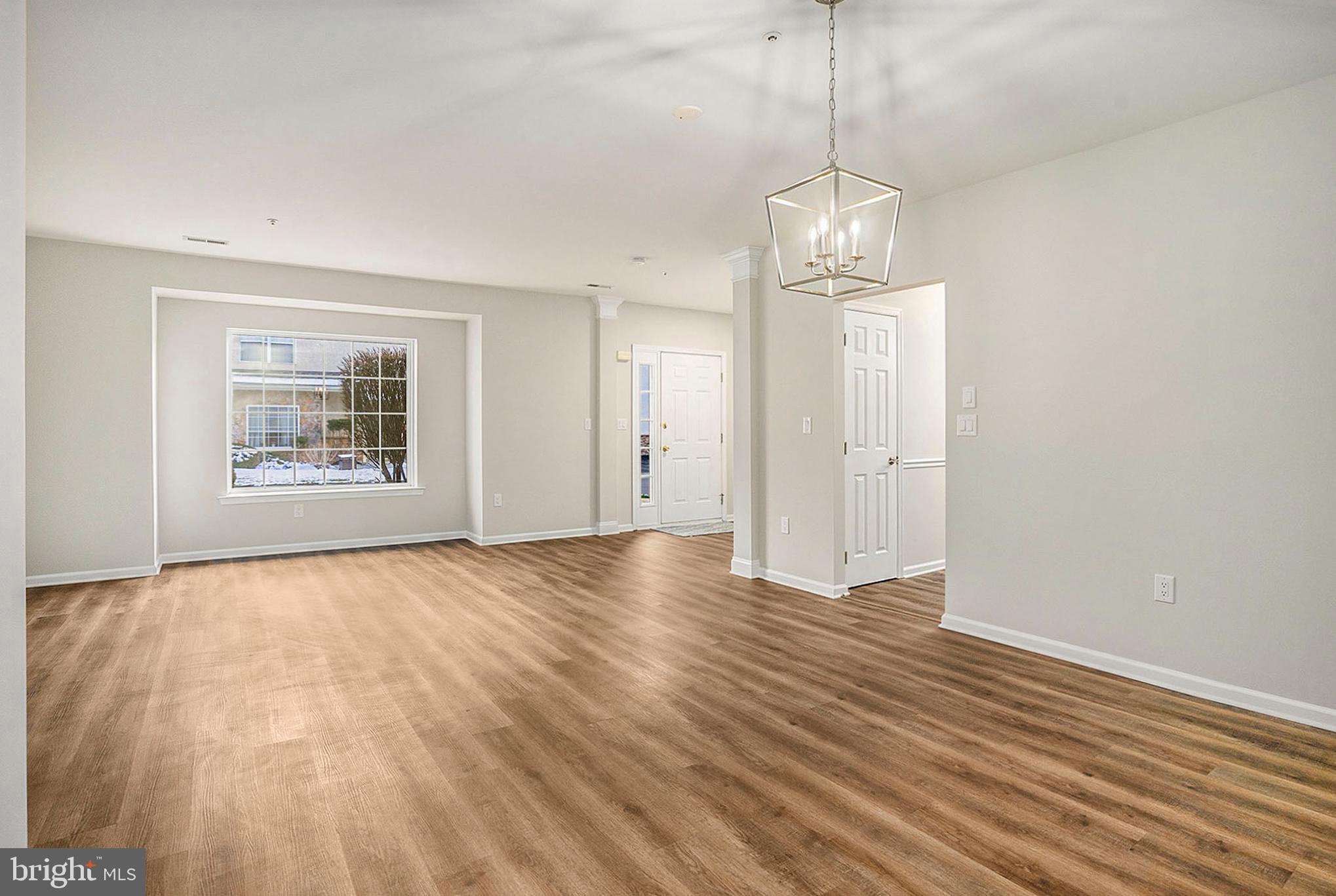 STUARTS KEEP - Residential