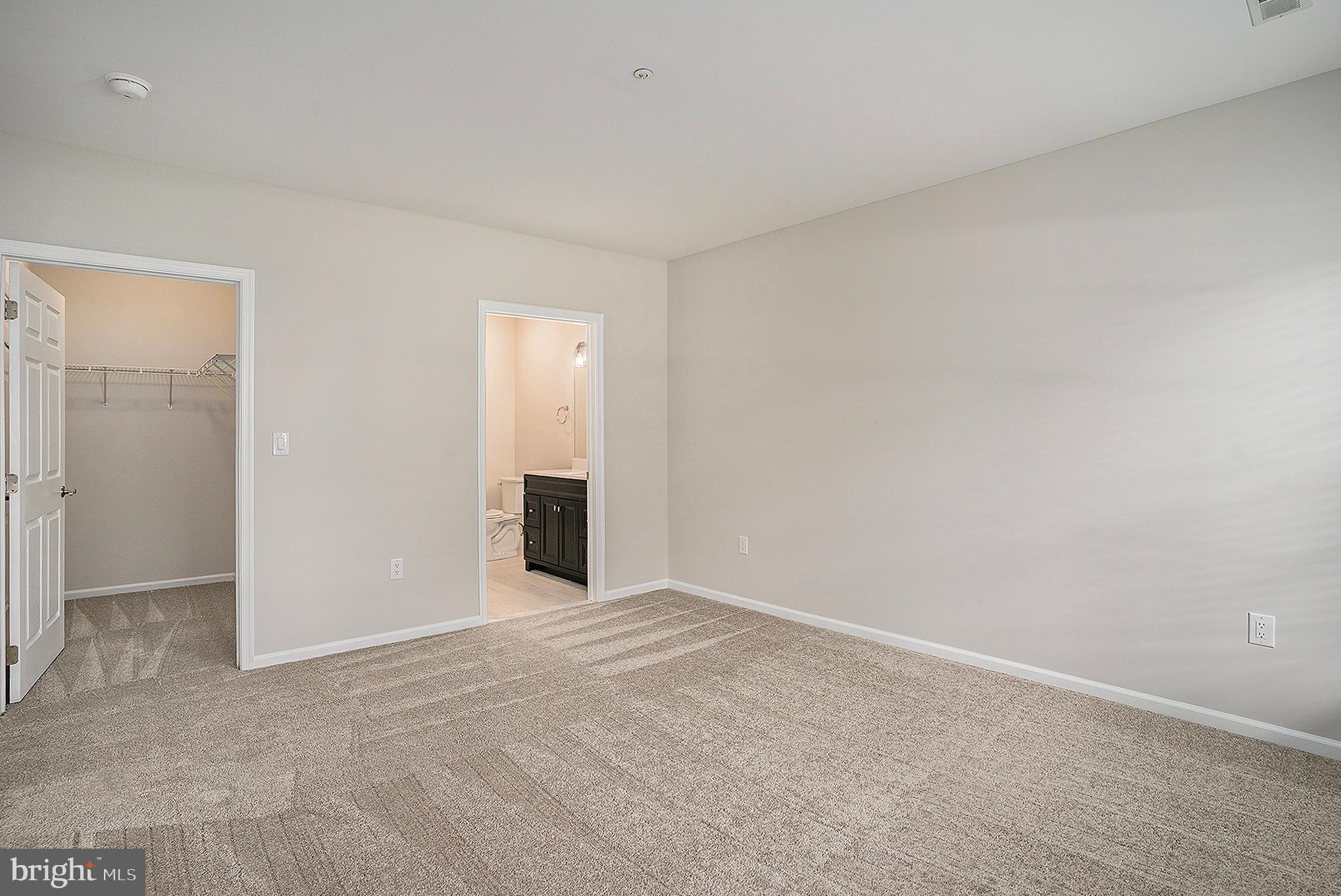 STUARTS KEEP - Residential