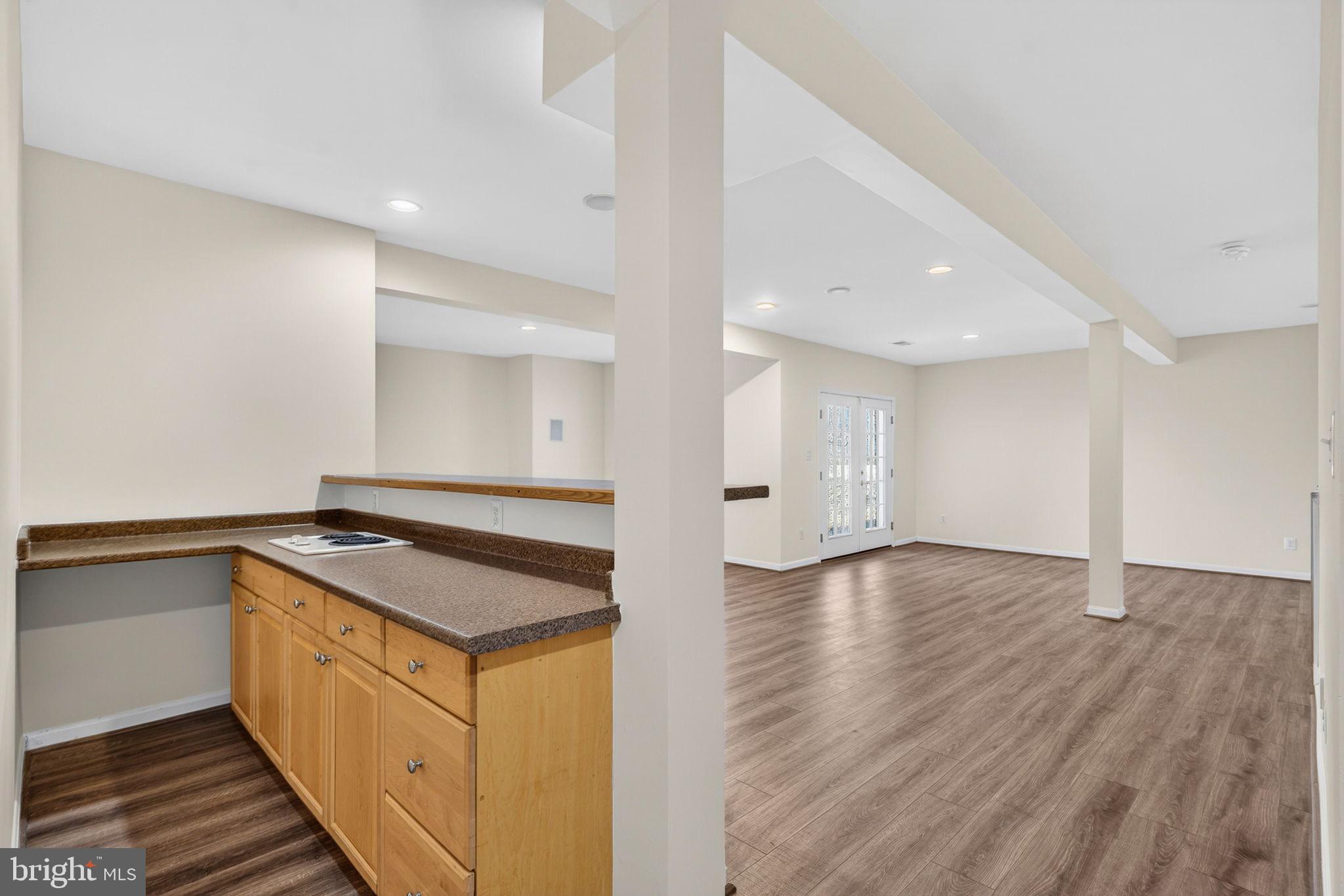 LANSDOWNE ON THE POTOMAC - Residential