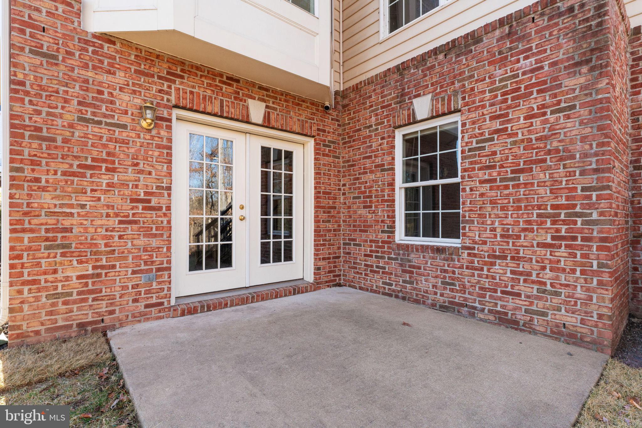 LANSDOWNE ON THE POTOMAC - Residential