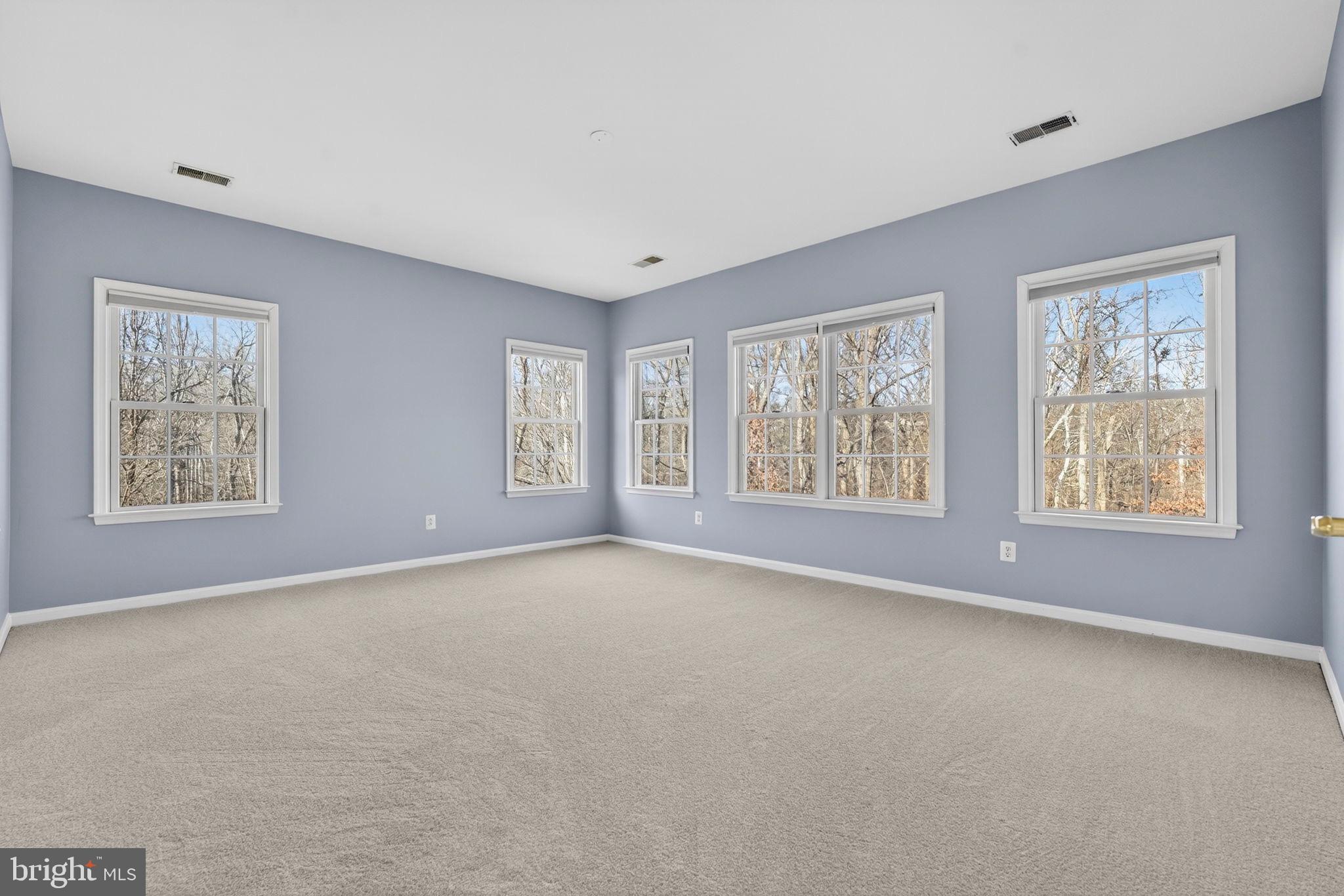 LANSDOWNE ON THE POTOMAC - Residential