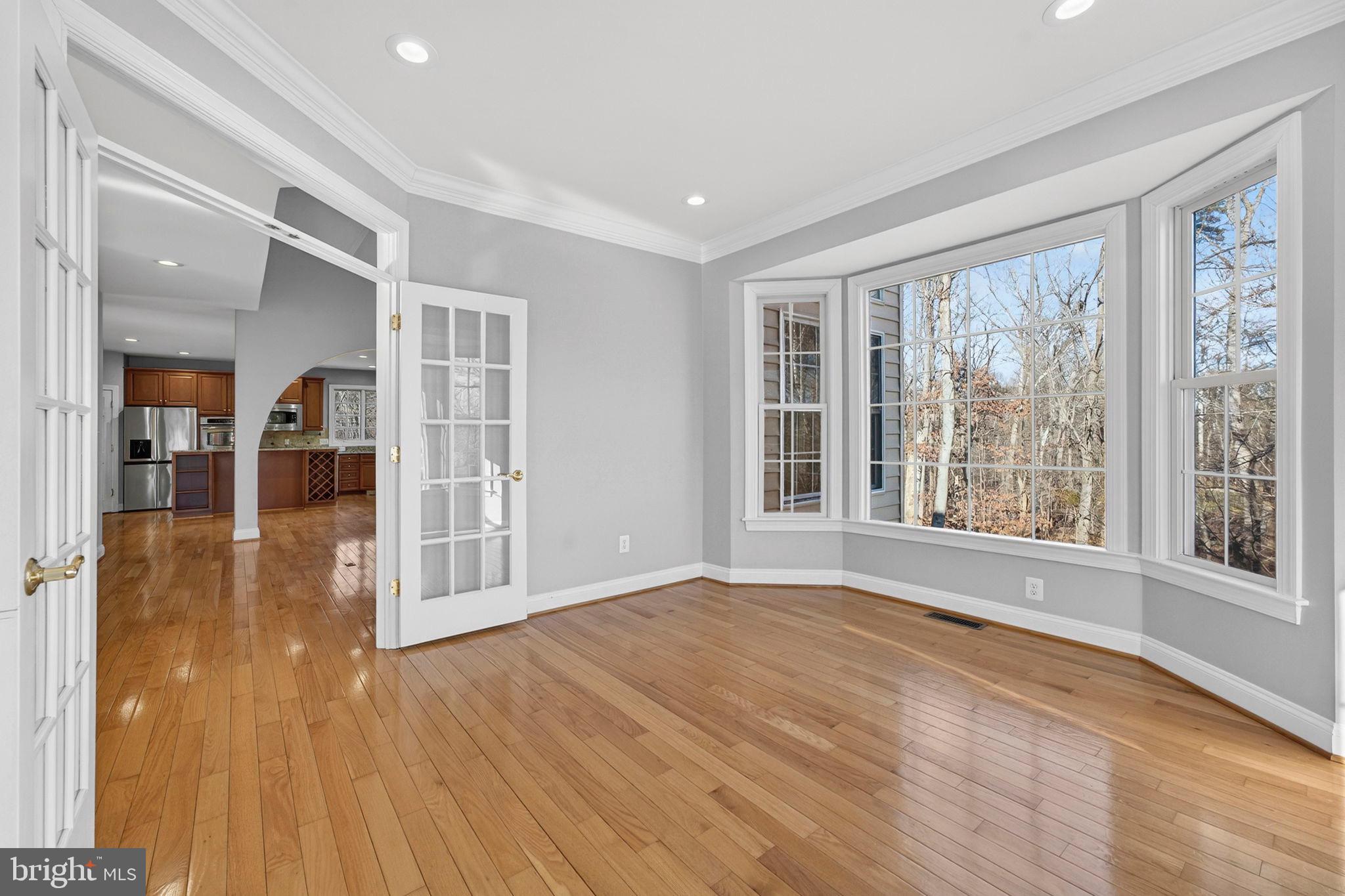 LANSDOWNE ON THE POTOMAC - Residential