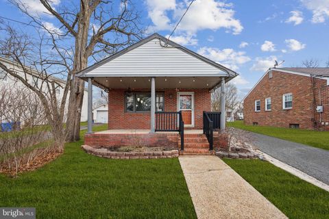 Photo of 33 Plum St, SOUTHAMPTON, NJ 08088 (MLS # NJBL2080442)