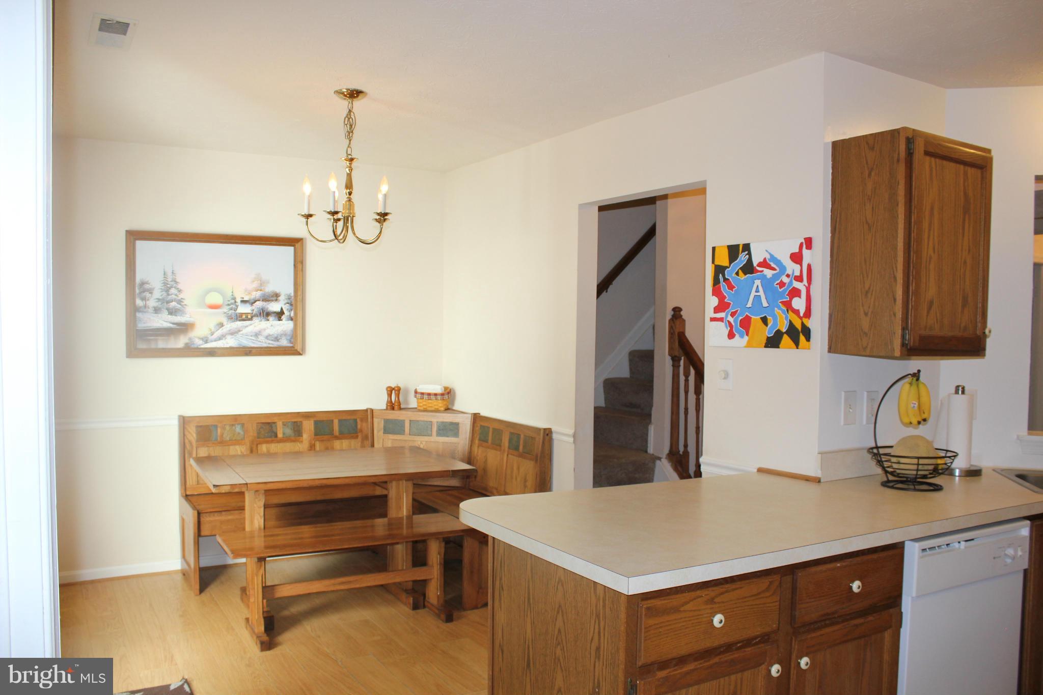 HUNTING QUARTERS - Residential