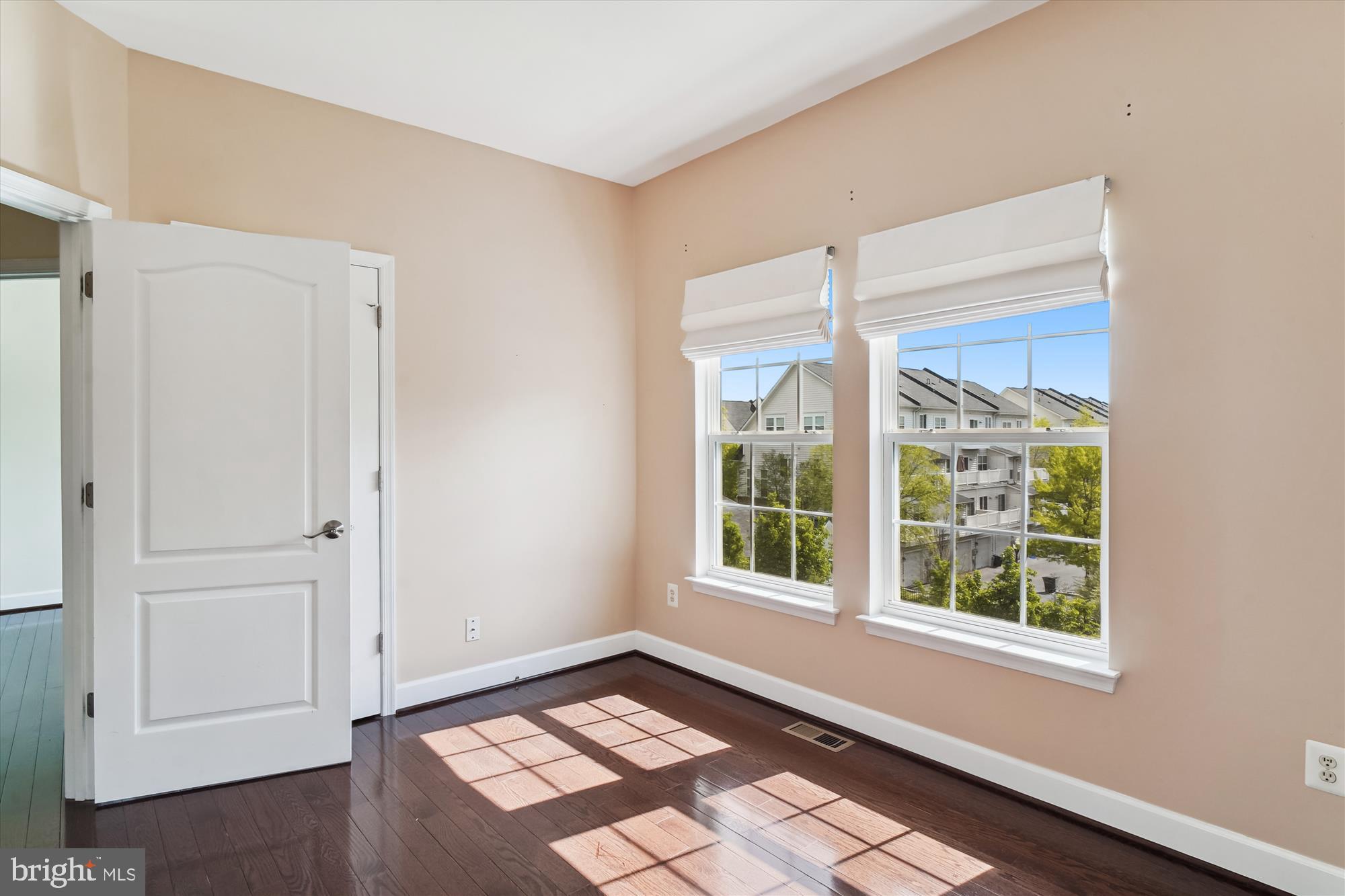 BUCKINGHAM STATION - Residential