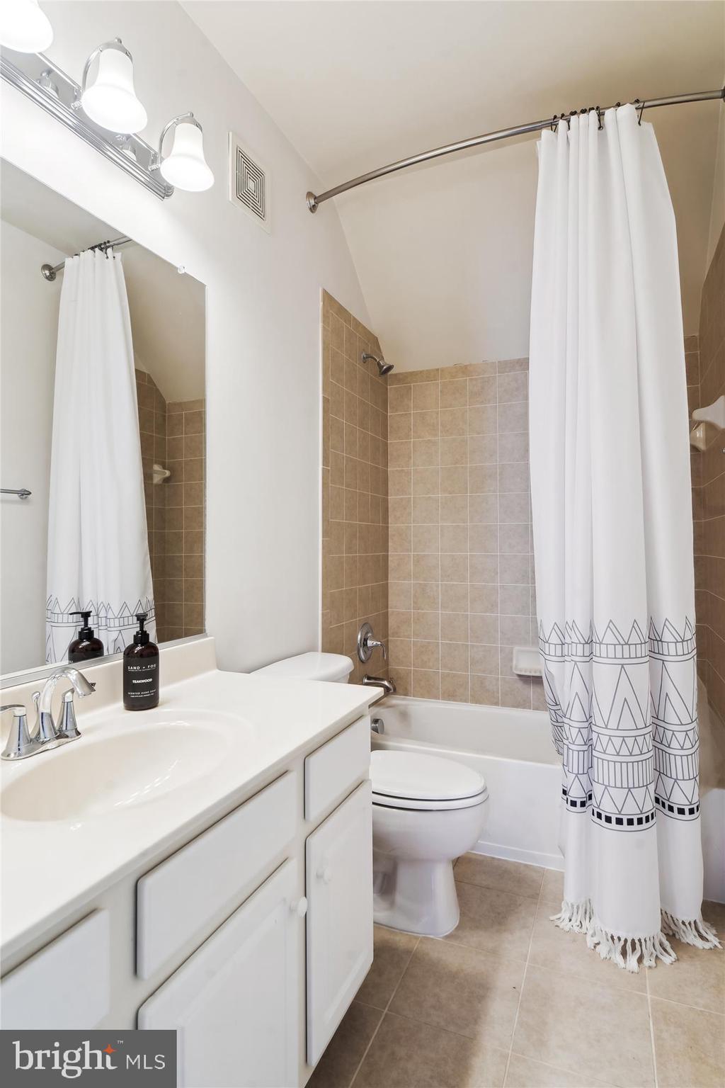 BUCKINGHAM STATION - Residential