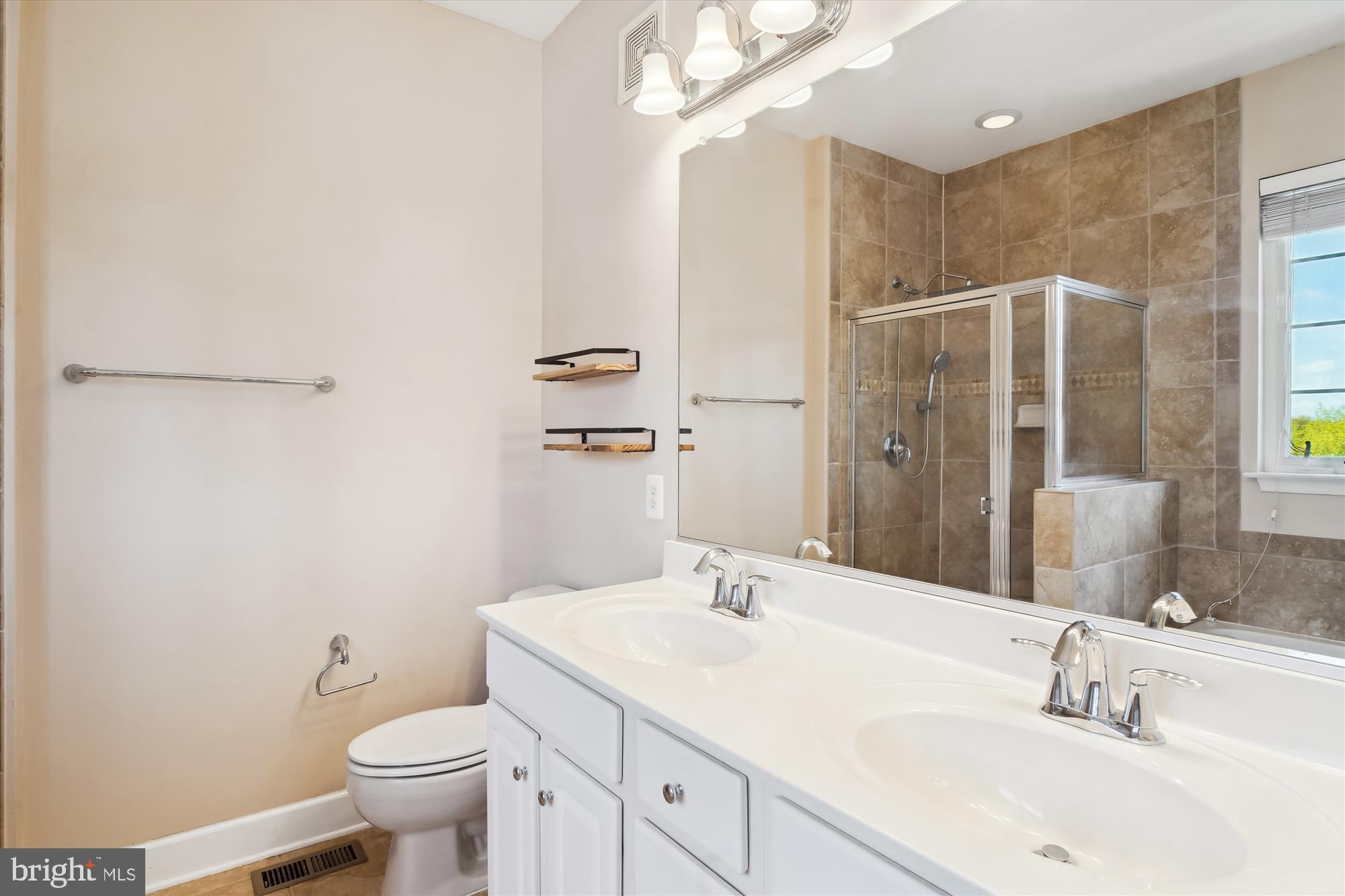 BUCKINGHAM STATION - Residential