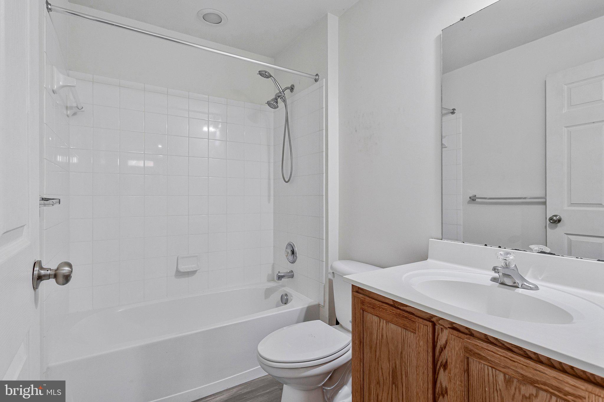 9252 SENNA COURT