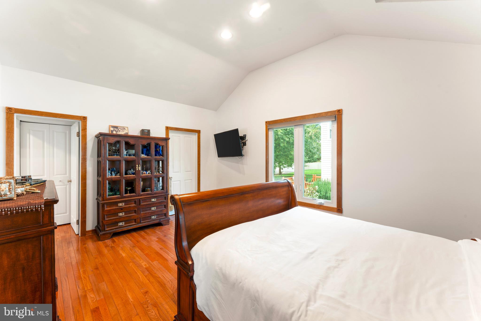 PINE VALLEY - Residential