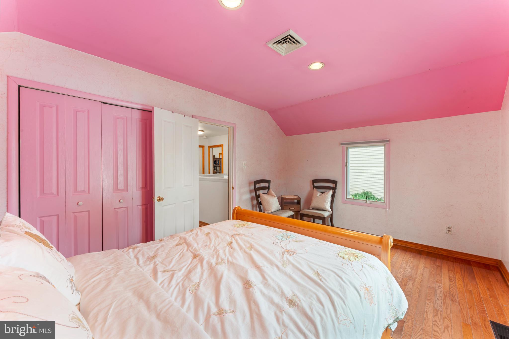 PINE VALLEY - Residential